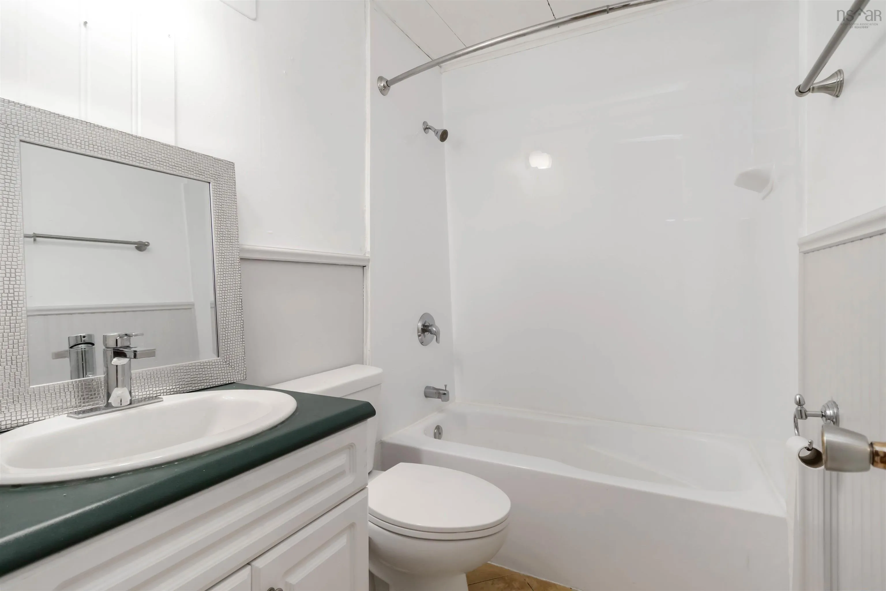 78 Cavendish Road, Halifax, NS B3P 2J7, 3 Bedrooms Bedrooms, ,1 BathroomBathrooms,Residential,For Sale,Cavendish Road,202524758