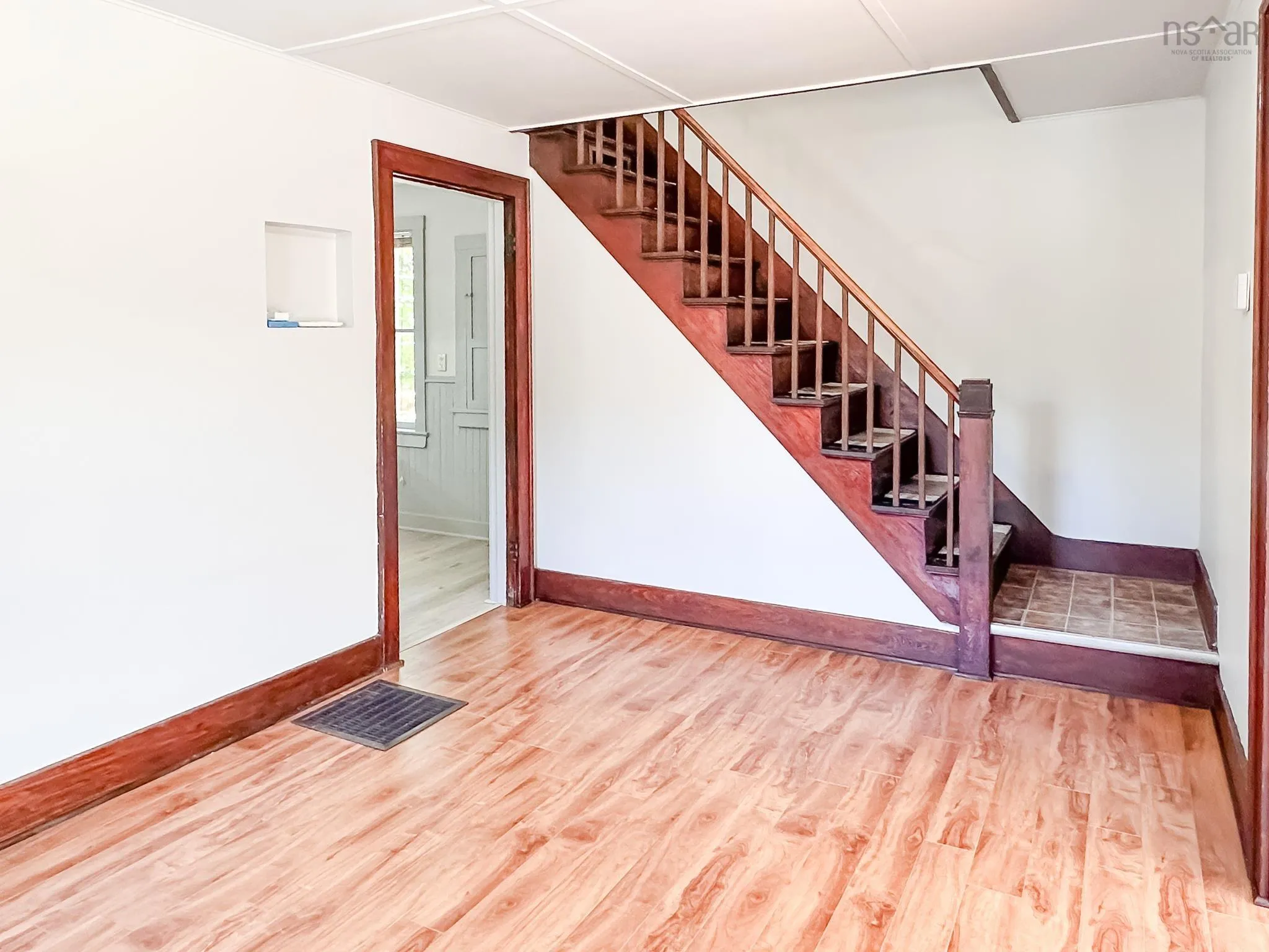 910 West Main Street, Kentville, NS B4N 3V7, 2 Bedrooms Bedrooms, ,2 BathroomsBathrooms,Residential,For Sale,West Main,202521314
