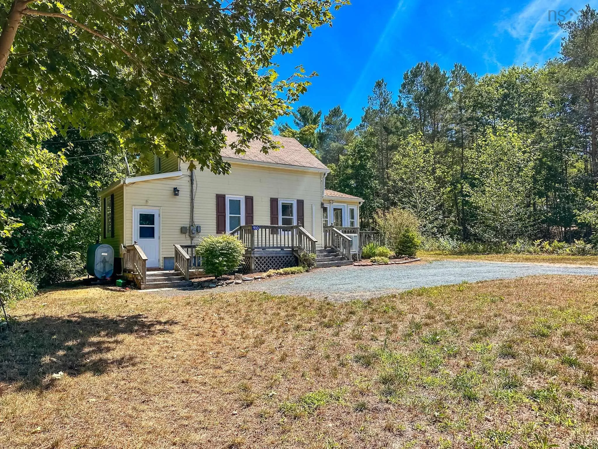 910 West Main Street, Kentville, NS B4N 3V7, 2 Bedrooms Bedrooms, ,2 BathroomsBathrooms,Residential,For Sale,West Main,202521314