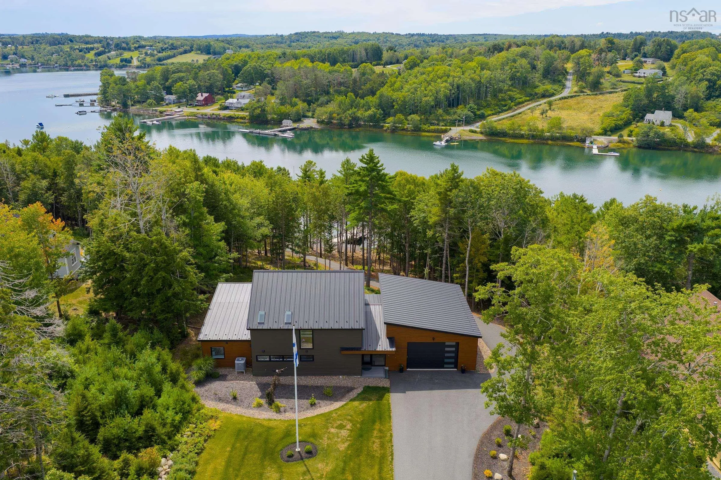 528 Hermans Island Road, Hermans Island, NS B0J 2E0, 4 Bedrooms Bedrooms, ,3 BathroomsBathrooms,Residential,For Sale,Hermans Island,202522232