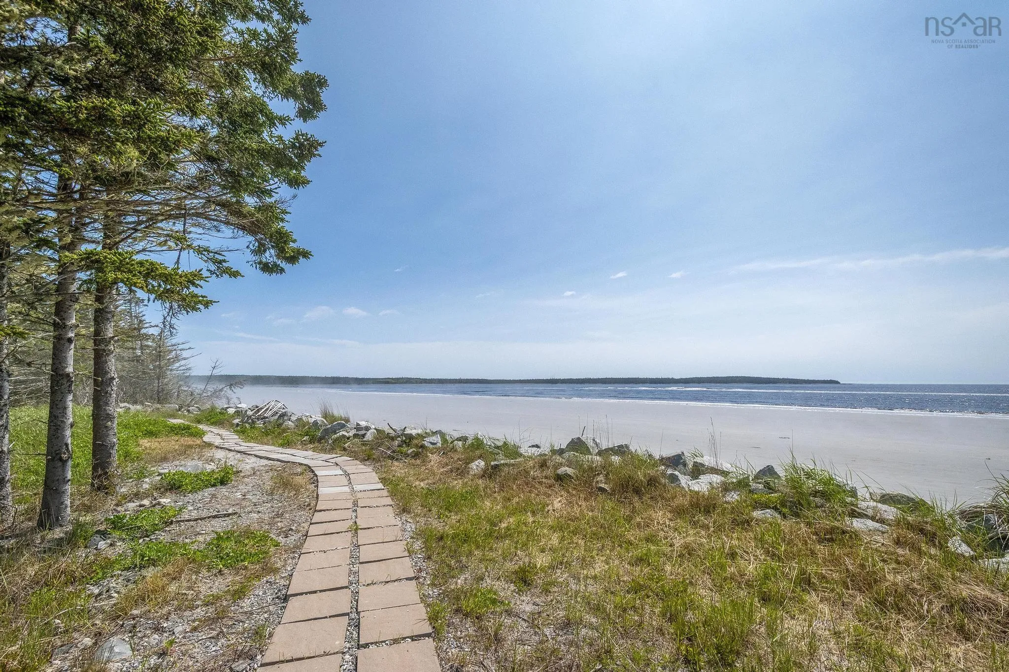 70 Seaside Drive, Louis Head, NS B0T 1W0, 2 Bedrooms Bedrooms, ,1 BathroomBathrooms,Residential,For Sale,Seaside,202513599