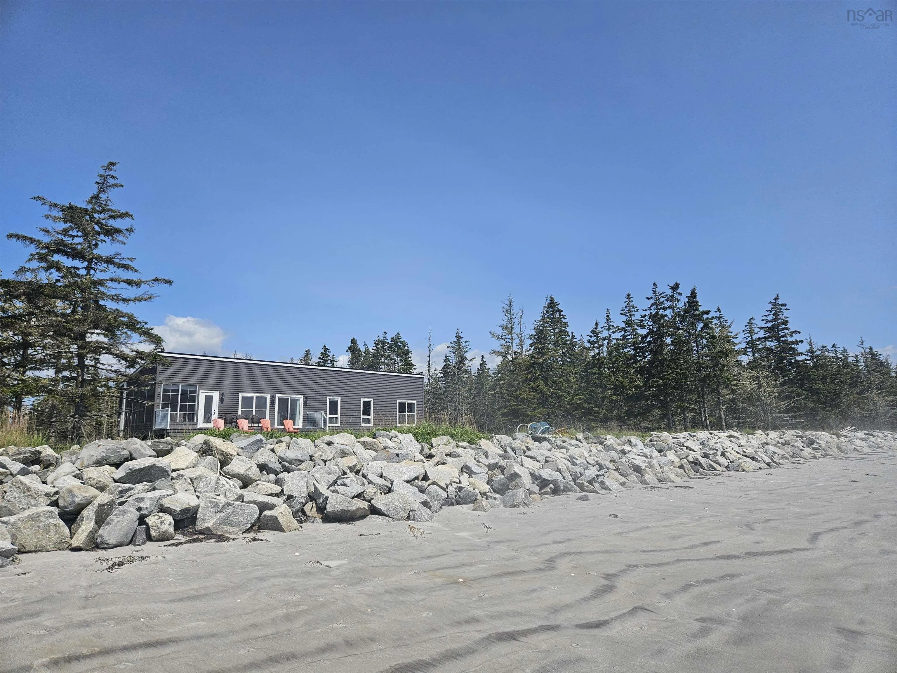70 Seaside Drive, Louis Head, NS B0T 1W0, 2 Bedrooms Bedrooms, ,1 BathroomBathrooms,Residential,For Sale,Seaside,202513599