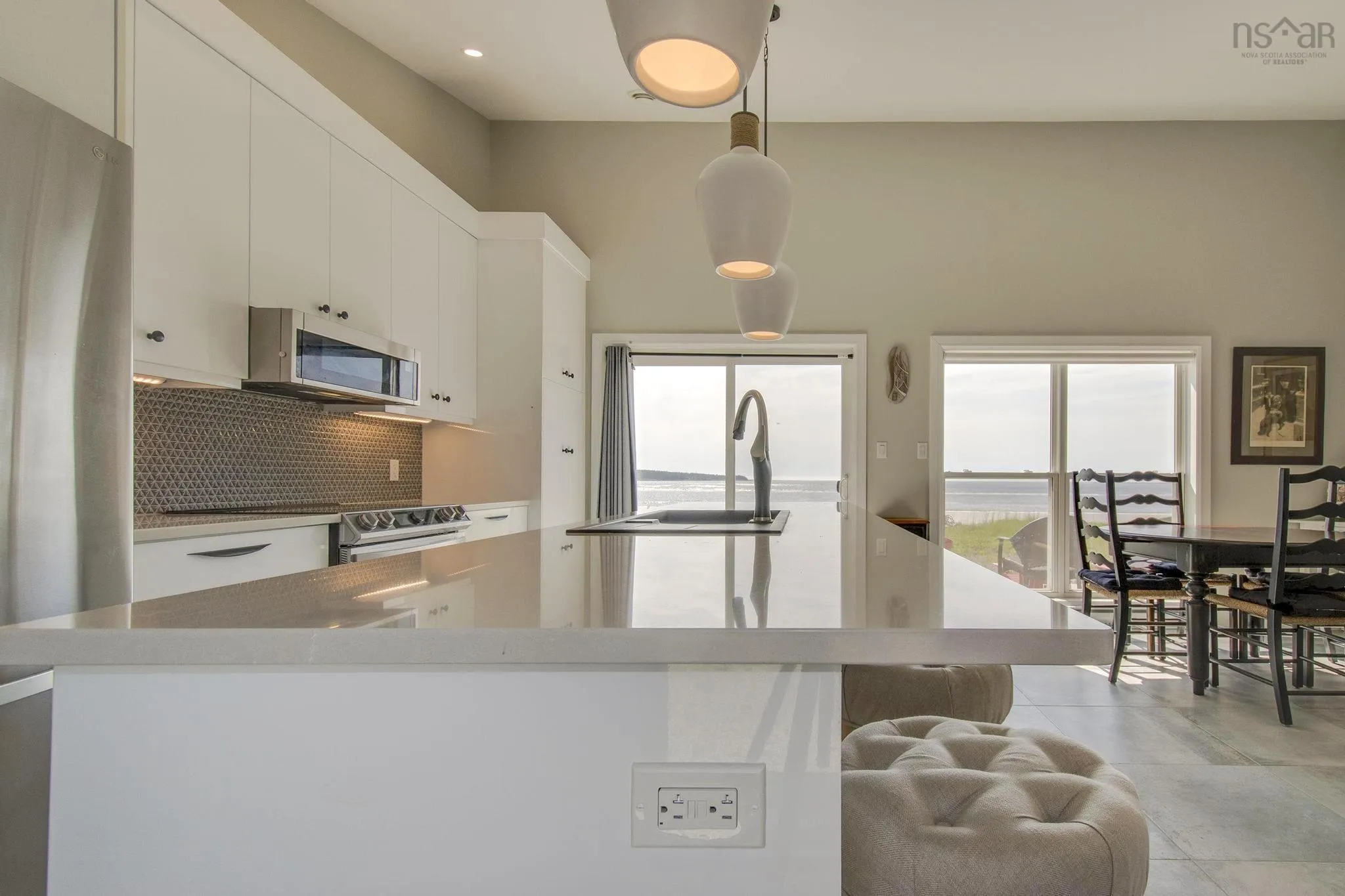 70 Seaside Drive, Louis Head, NS B0T 1W0, 2 Bedrooms Bedrooms, ,1 BathroomBathrooms,Residential,For Sale,Seaside,202513599