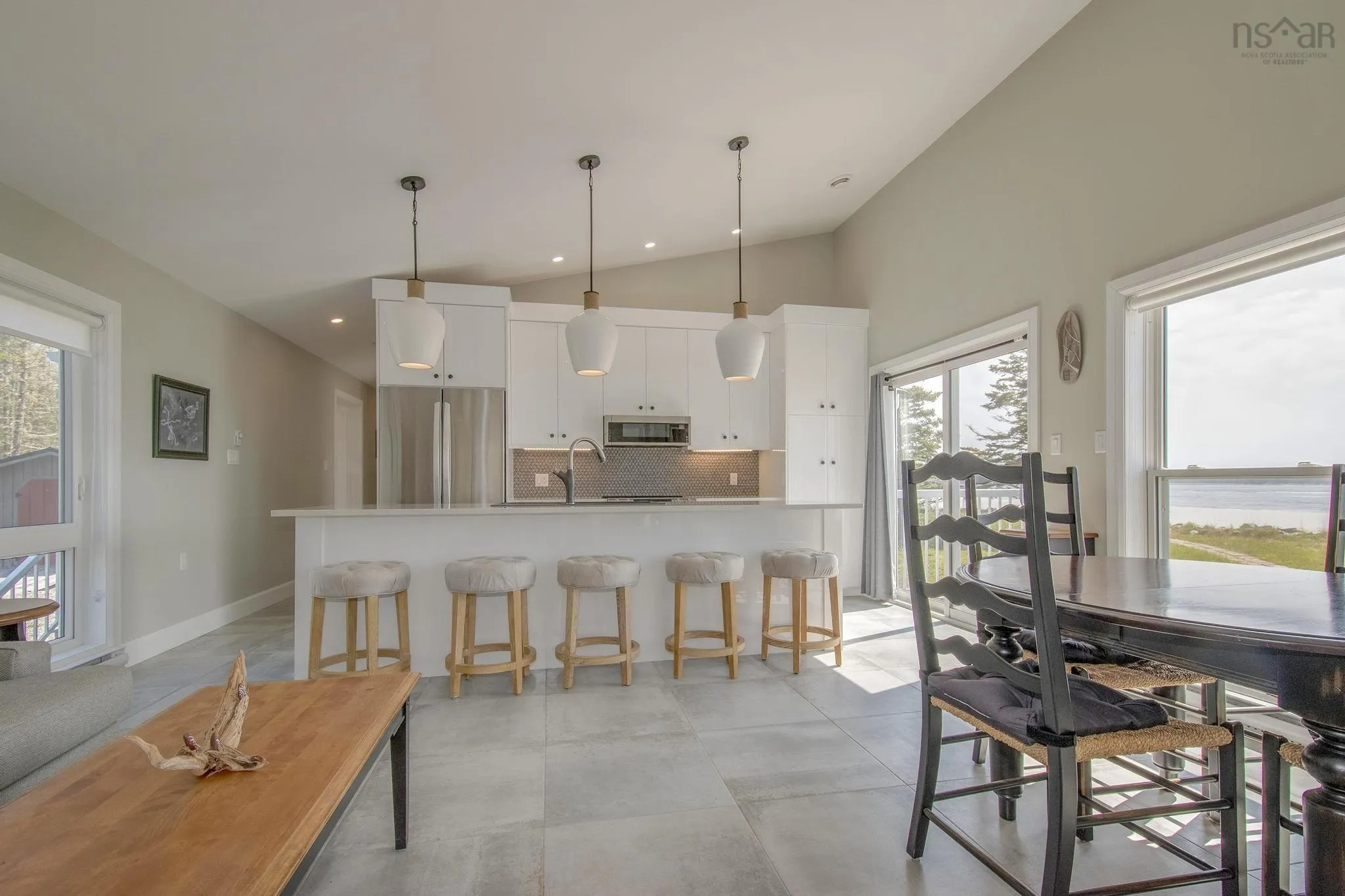 70 Seaside Drive, Louis Head, NS B0T 1W0, 2 Bedrooms Bedrooms, ,1 BathroomBathrooms,Residential,For Sale,Seaside,202513599