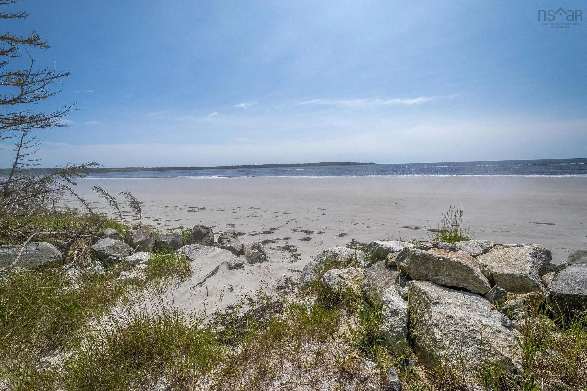 70 Seaside Drive, Louis Head, NS B0T 1W0, 2 Bedrooms Bedrooms, ,1 BathroomBathrooms,Residential,For Sale,Seaside,202513599