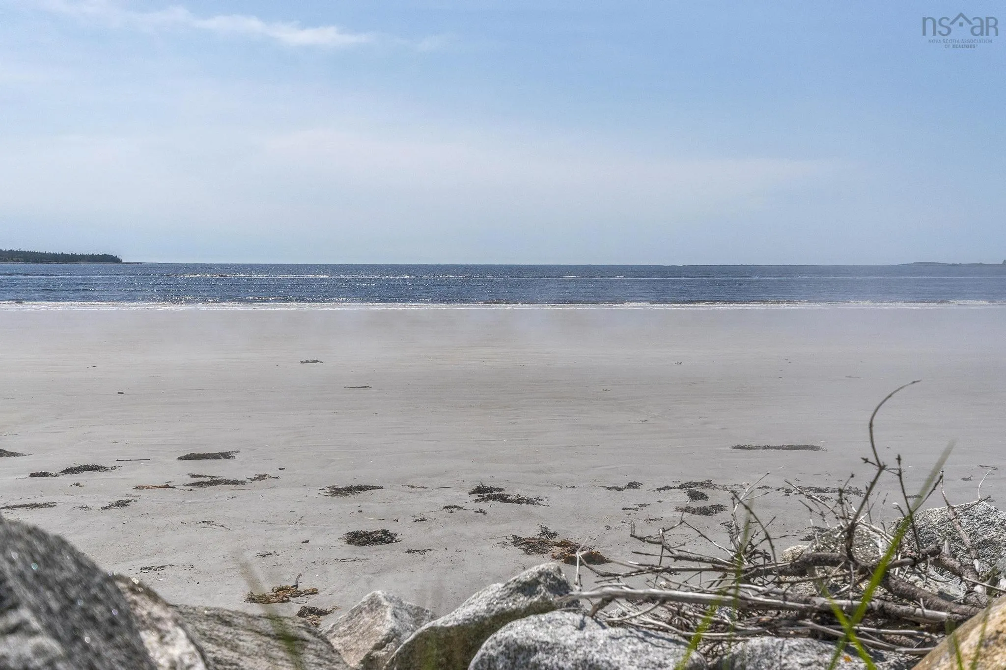 70 Seaside Drive, Louis Head, NS B0T 1W0, 2 Bedrooms Bedrooms, ,1 BathroomBathrooms,Residential,For Sale,Seaside,202513599
