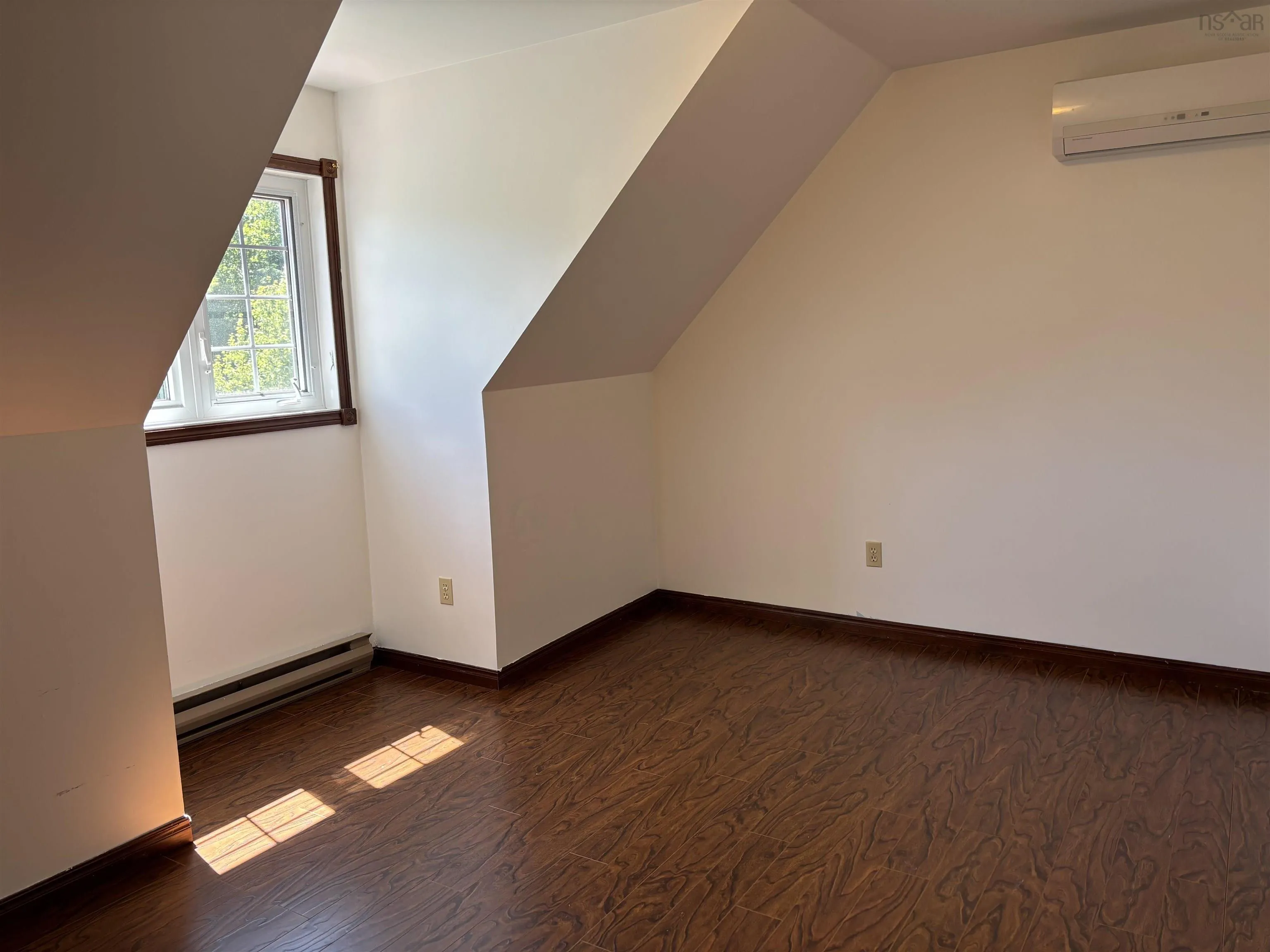74 Sunrise Drive, Georges River, NS B1Y 3B8, 4 Bedrooms Bedrooms, ,3 BathroomsBathrooms,Residential,For Sale,Sunrise Drive,202520010