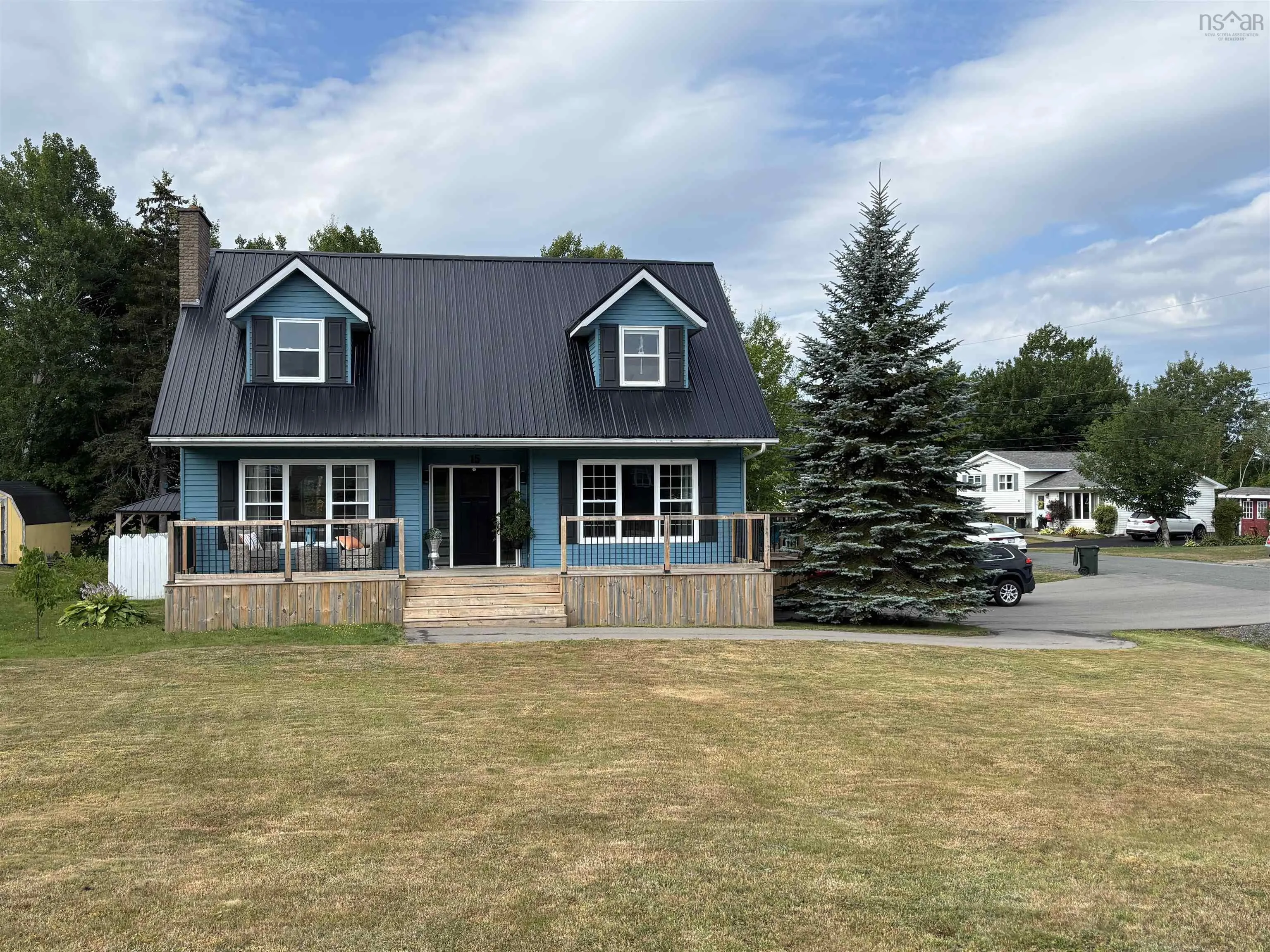 15 Meadowbrook Drive, Sydney Mines, NS B1V 3G8, 4 Bedrooms Bedrooms, ,2 BathroomsBathrooms,Residential,For Sale,Meadowbrook Drive,202520787