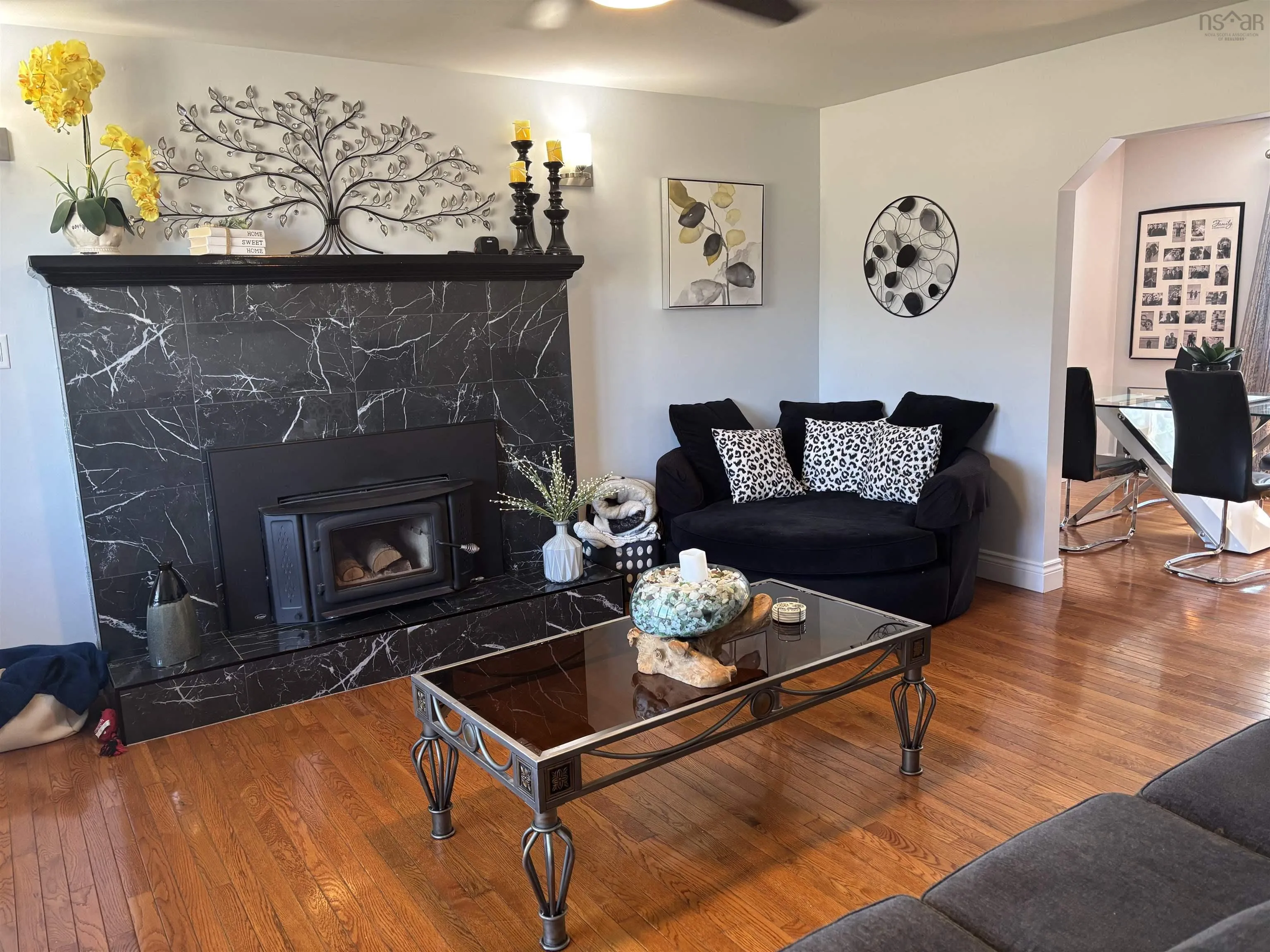 15 Meadowbrook Drive, Sydney Mines, NS B1V 3G8, 4 Bedrooms Bedrooms, ,2 BathroomsBathrooms,Residential,For Sale,Meadowbrook Drive,202520787