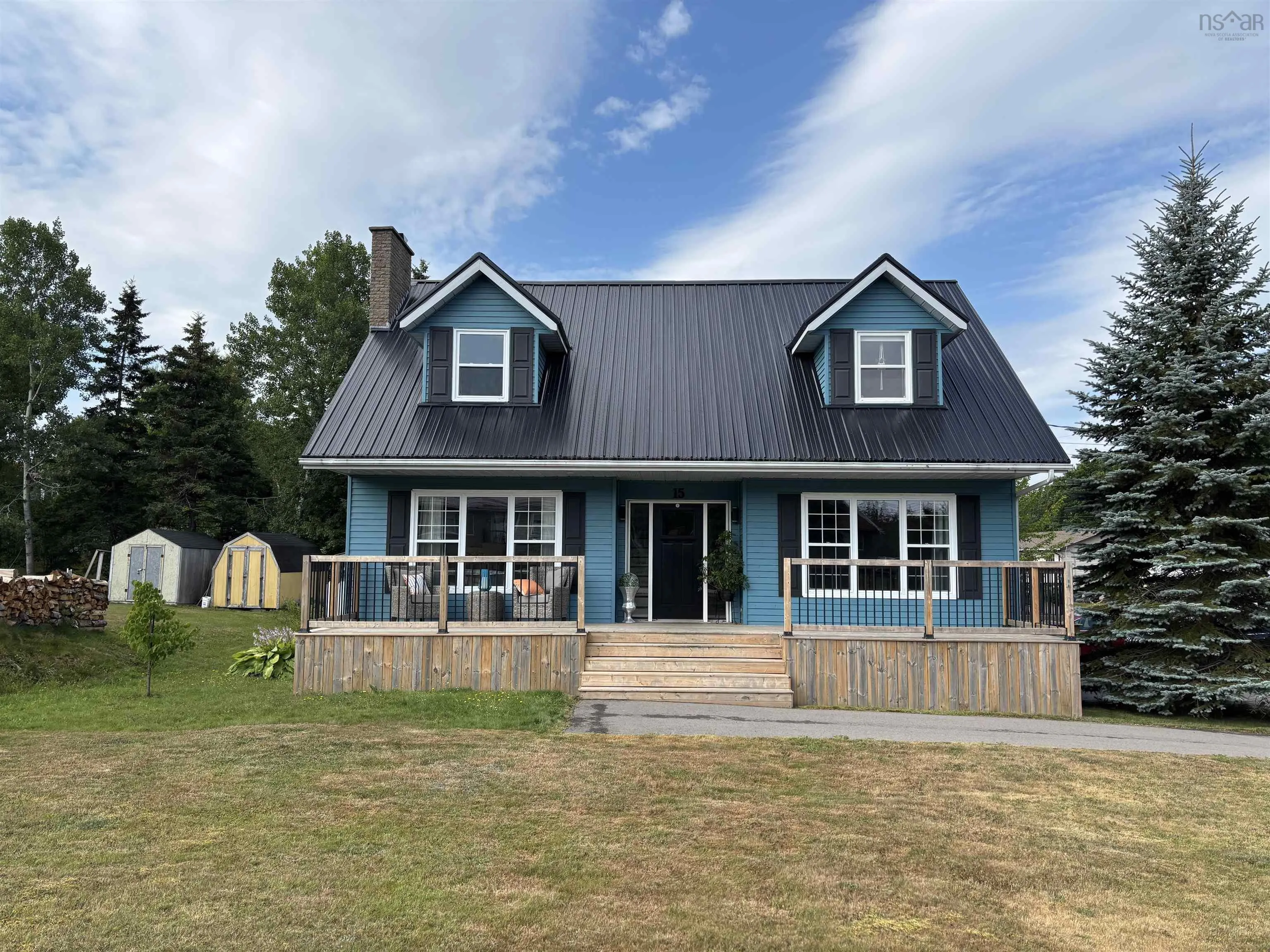 15 Meadowbrook Drive, Sydney Mines, NS B1V 3G8, 4 Bedrooms Bedrooms, ,2 BathroomsBathrooms,Residential,For Sale,Meadowbrook Drive,202520787