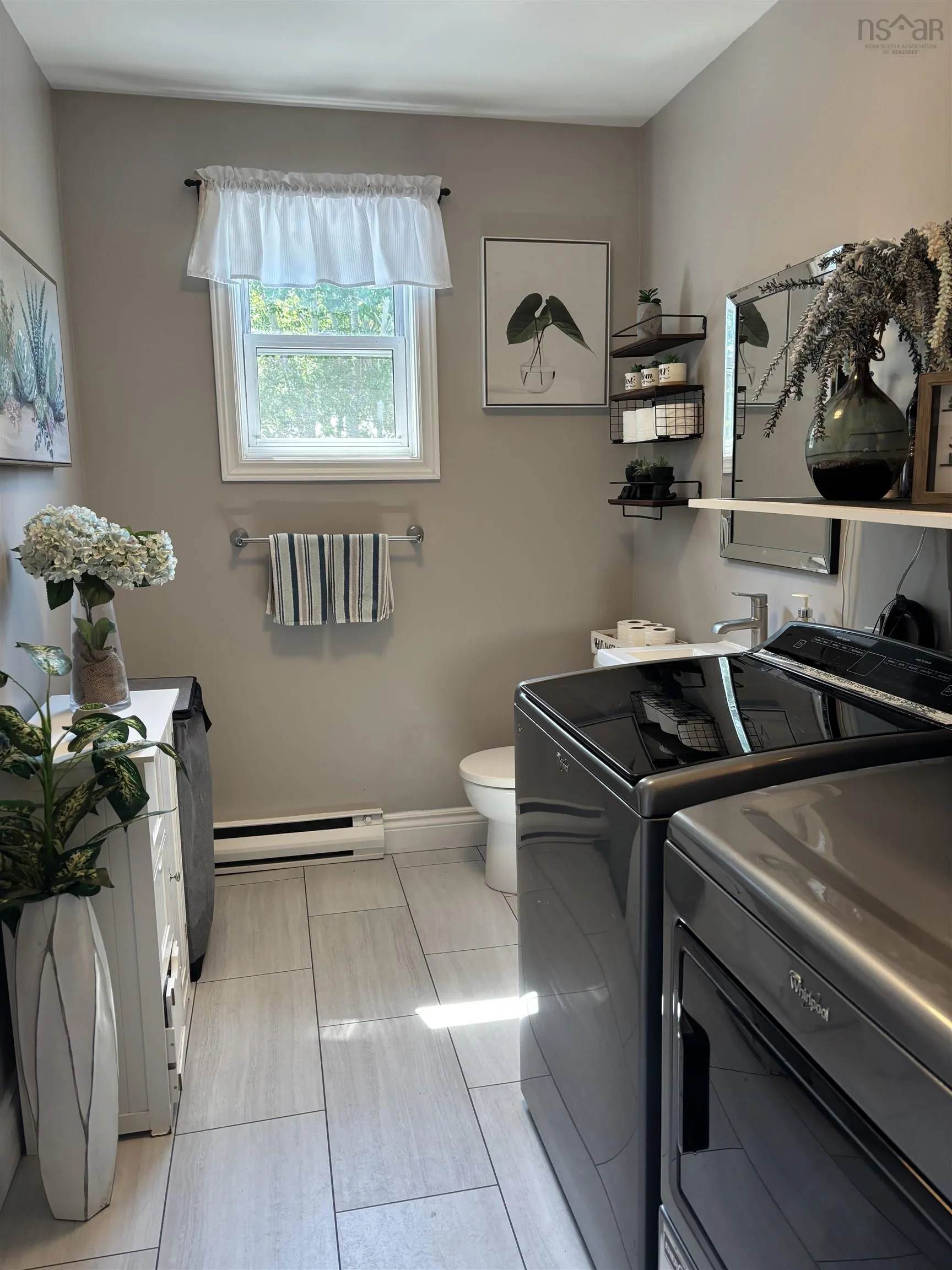 15 Meadowbrook Drive, Sydney Mines, NS B1V 3G8, 4 Bedrooms Bedrooms, ,2 BathroomsBathrooms,Residential,For Sale,Meadowbrook Drive,202520787