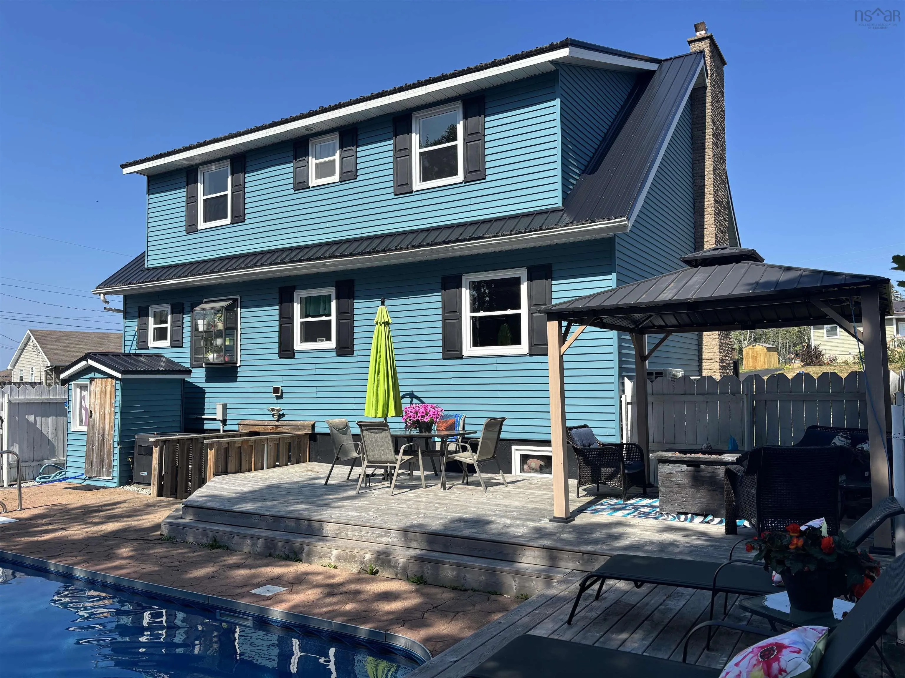 15 Meadowbrook Drive, Sydney Mines, NS B1V 3G8, 4 Bedrooms Bedrooms, ,2 BathroomsBathrooms,Residential,For Sale,Meadowbrook Drive,202520787