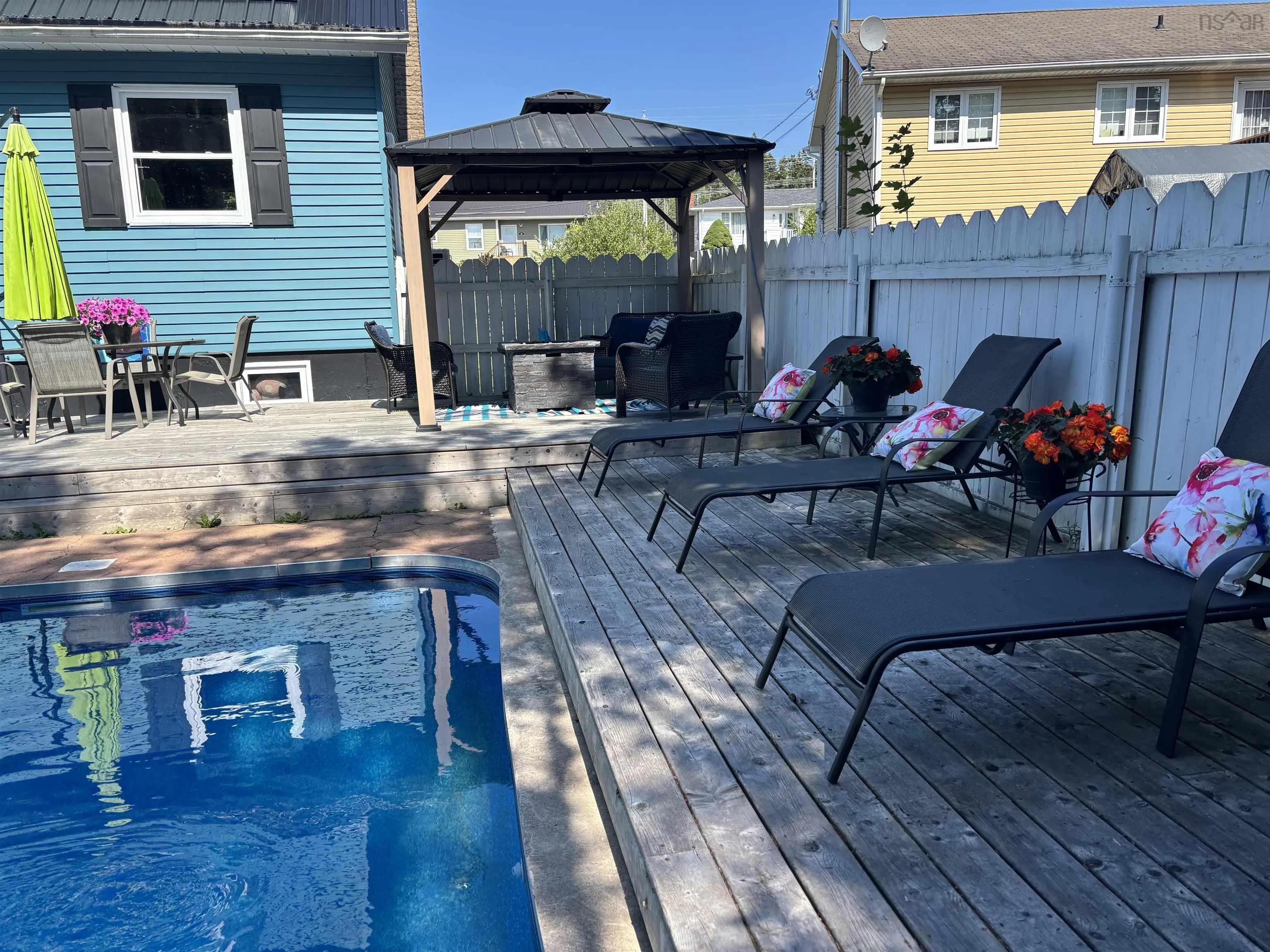 15 Meadowbrook Drive, Sydney Mines, NS B1V 3G8, 4 Bedrooms Bedrooms, ,2 BathroomsBathrooms,Residential,For Sale,Meadowbrook Drive,202520787
