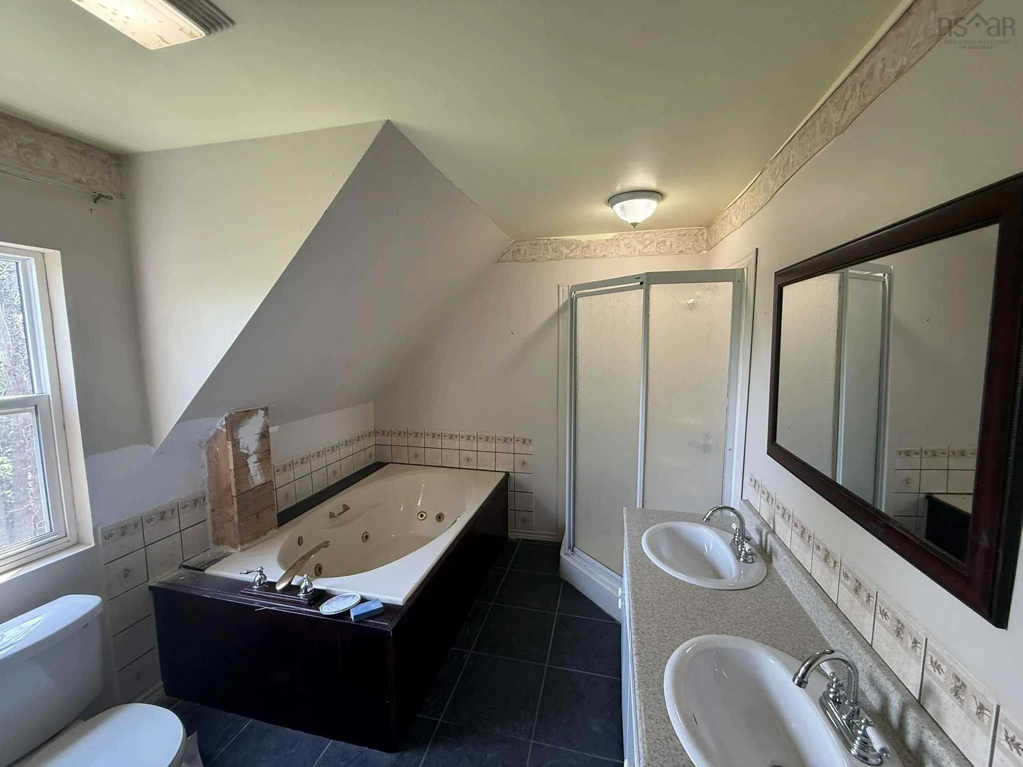 315 South Foord Street, Stellarton, NS B0K 1S0, 4 Bedrooms Bedrooms, ,2 BathroomsBathrooms,Residential,For Sale,South Foord,202519274