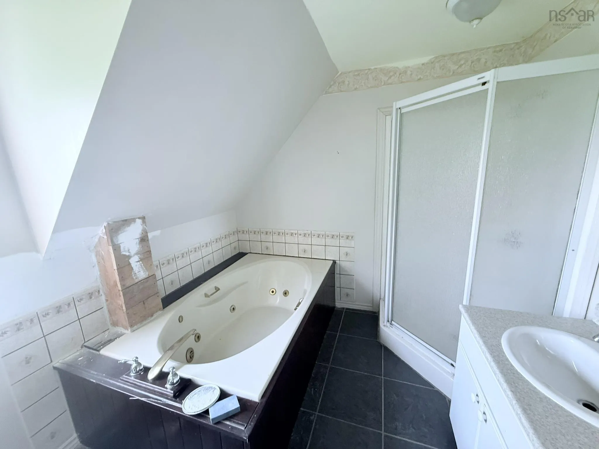 315 South Foord Street, Stellarton, NS B0K 1S0, 4 Bedrooms Bedrooms, ,2 BathroomsBathrooms,Residential,For Sale,South Foord,202519274
