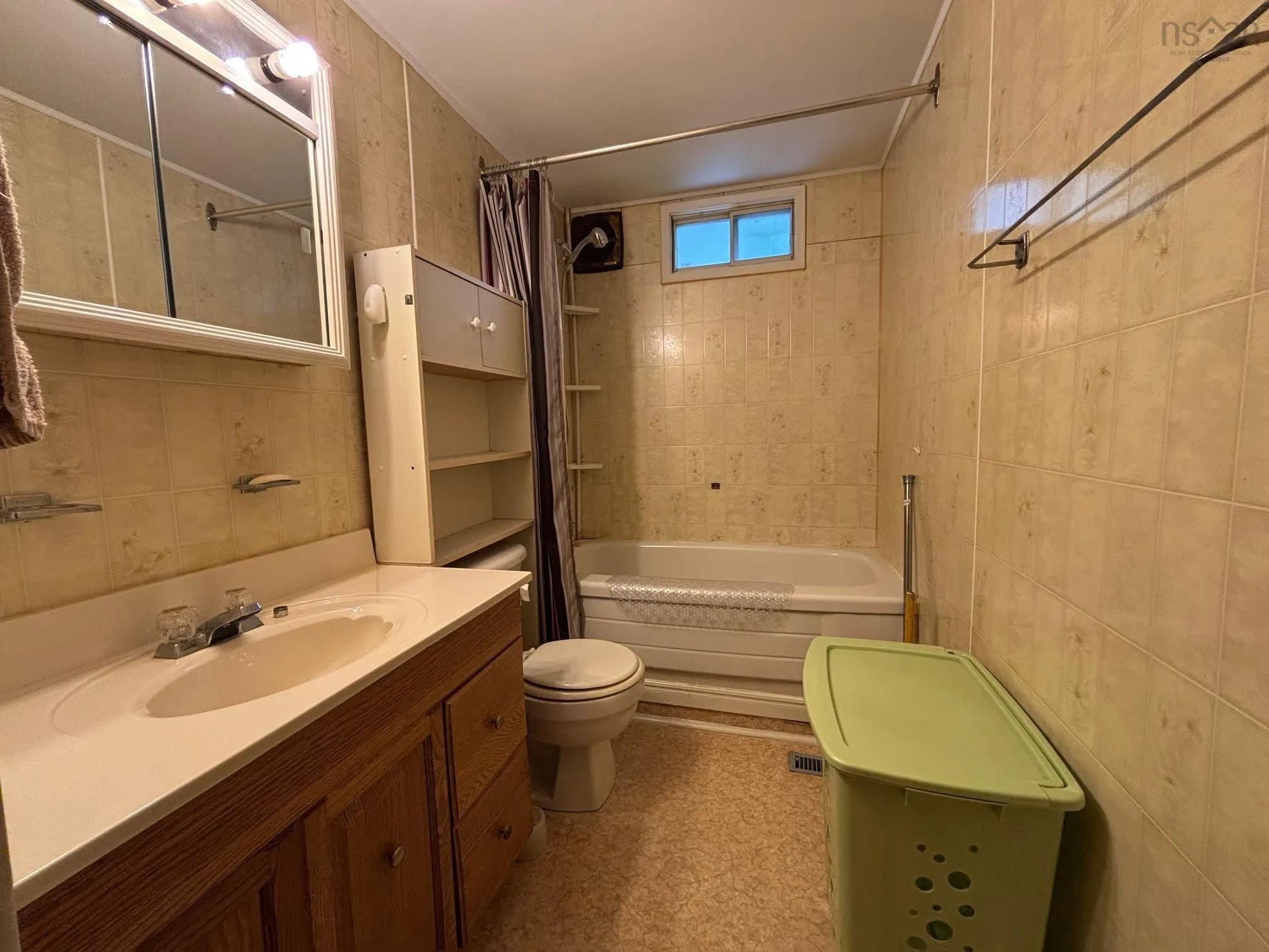 7693 Highway 14, Hardwood Lands, NS B0N 1Y0, 4 Bedrooms Bedrooms, ,1 BathroomBathrooms,Residential,For Sale,Highway 14,202518276