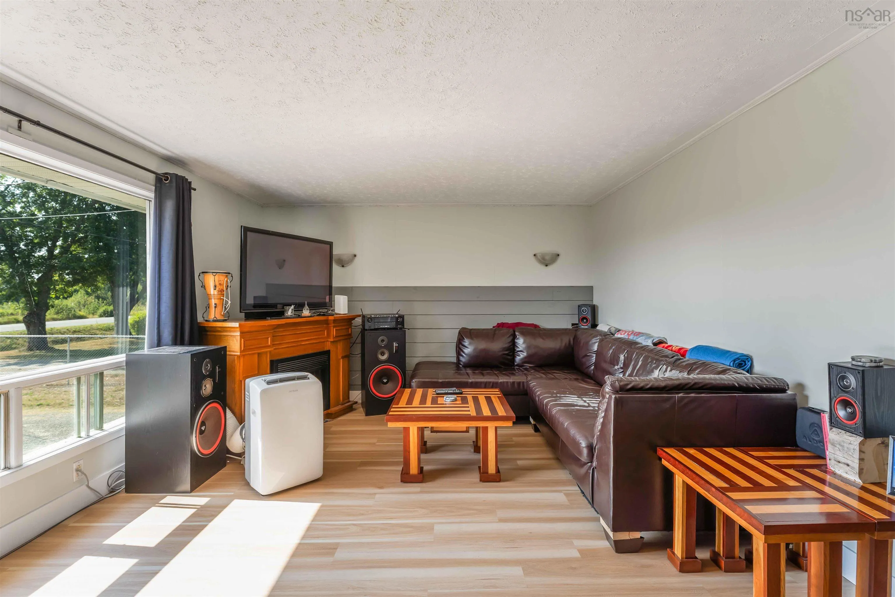 265 Black Hole, Sheffield Mills, NS B0P 1H0, 5 Bedrooms Bedrooms, ,3 BathroomsBathrooms,Residential,For Sale,Black Hole,202520689