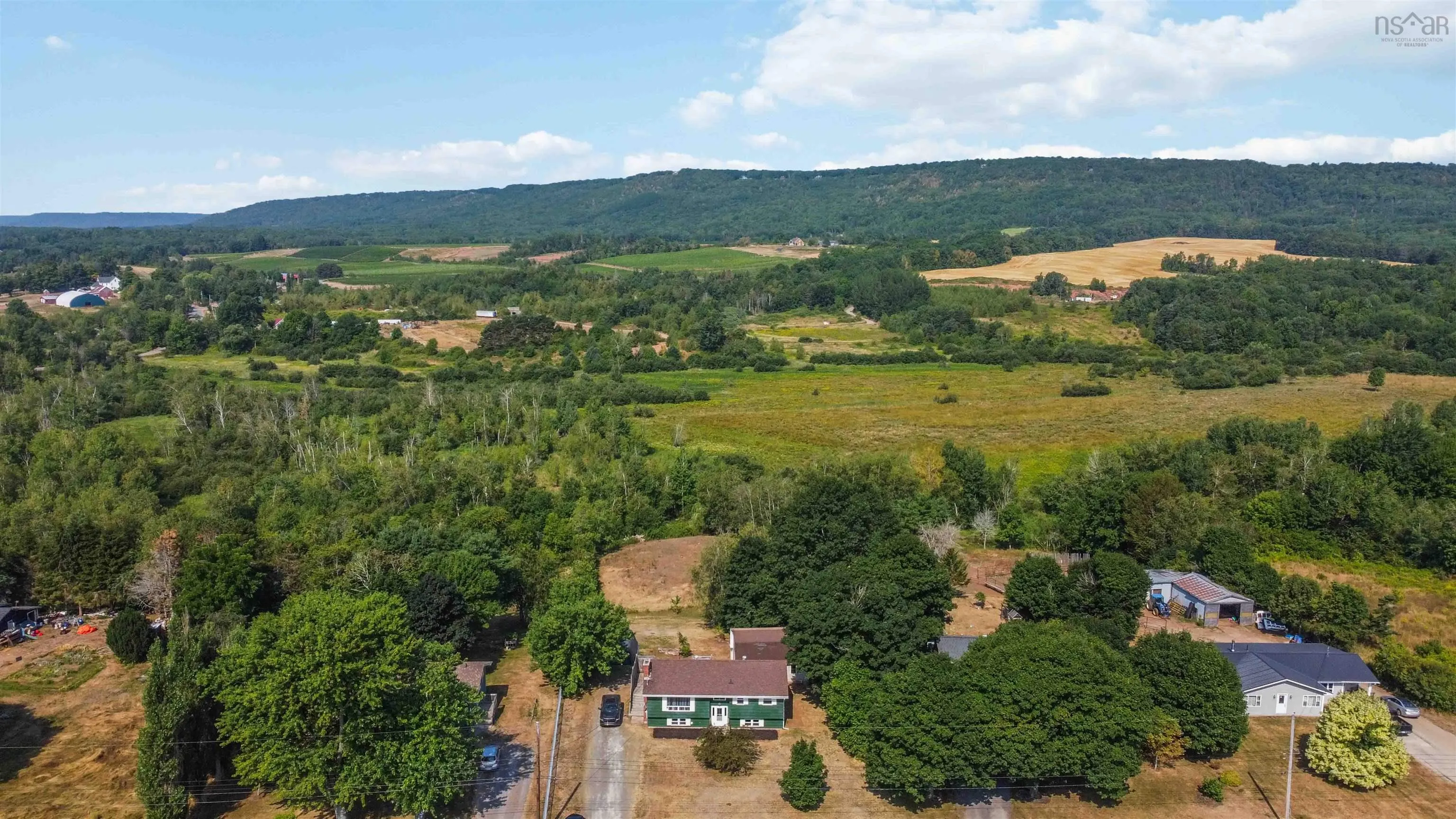 265 Black Hole, Sheffield Mills, NS B0P 1H0, 5 Bedrooms Bedrooms, ,3 BathroomsBathrooms,Residential,For Sale,Black Hole,202520689