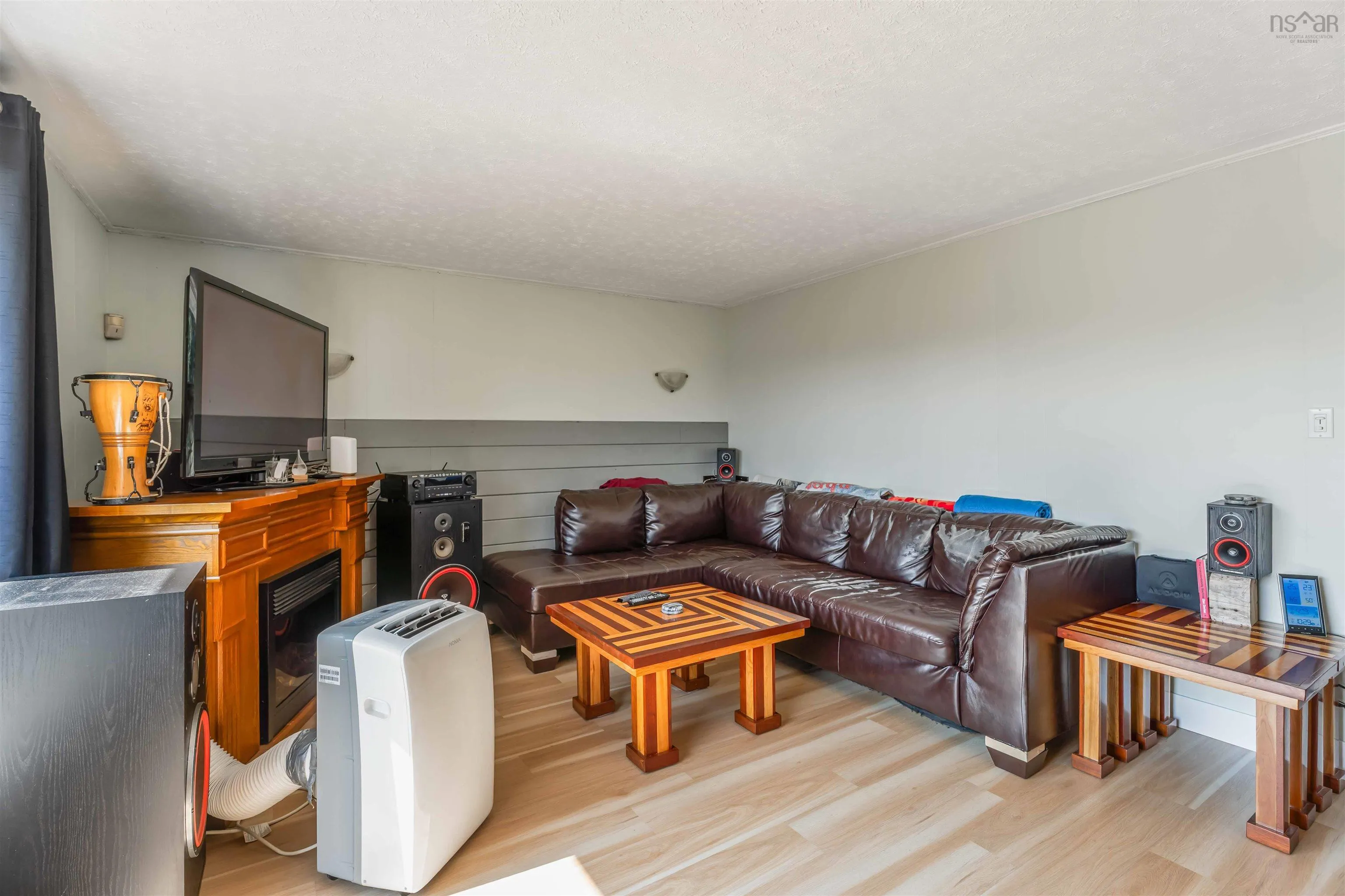 265 Black Hole, Sheffield Mills, NS B0P 1H0, 5 Bedrooms Bedrooms, ,3 BathroomsBathrooms,Residential,For Sale,Black Hole,202520689