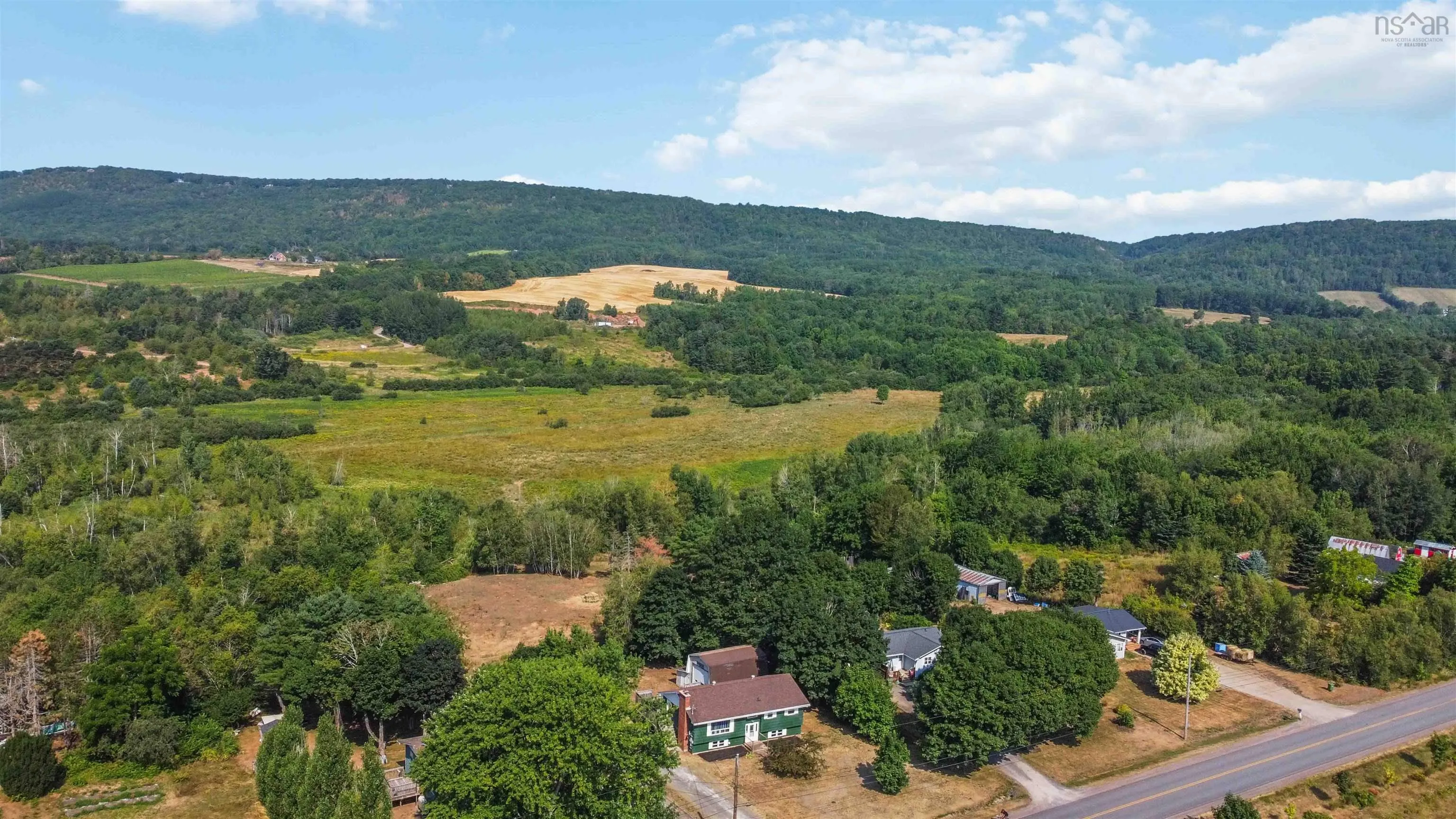265 Black Hole, Sheffield Mills, NS B0P 1H0, 5 Bedrooms Bedrooms, ,3 BathroomsBathrooms,Residential,For Sale,Black Hole,202520689