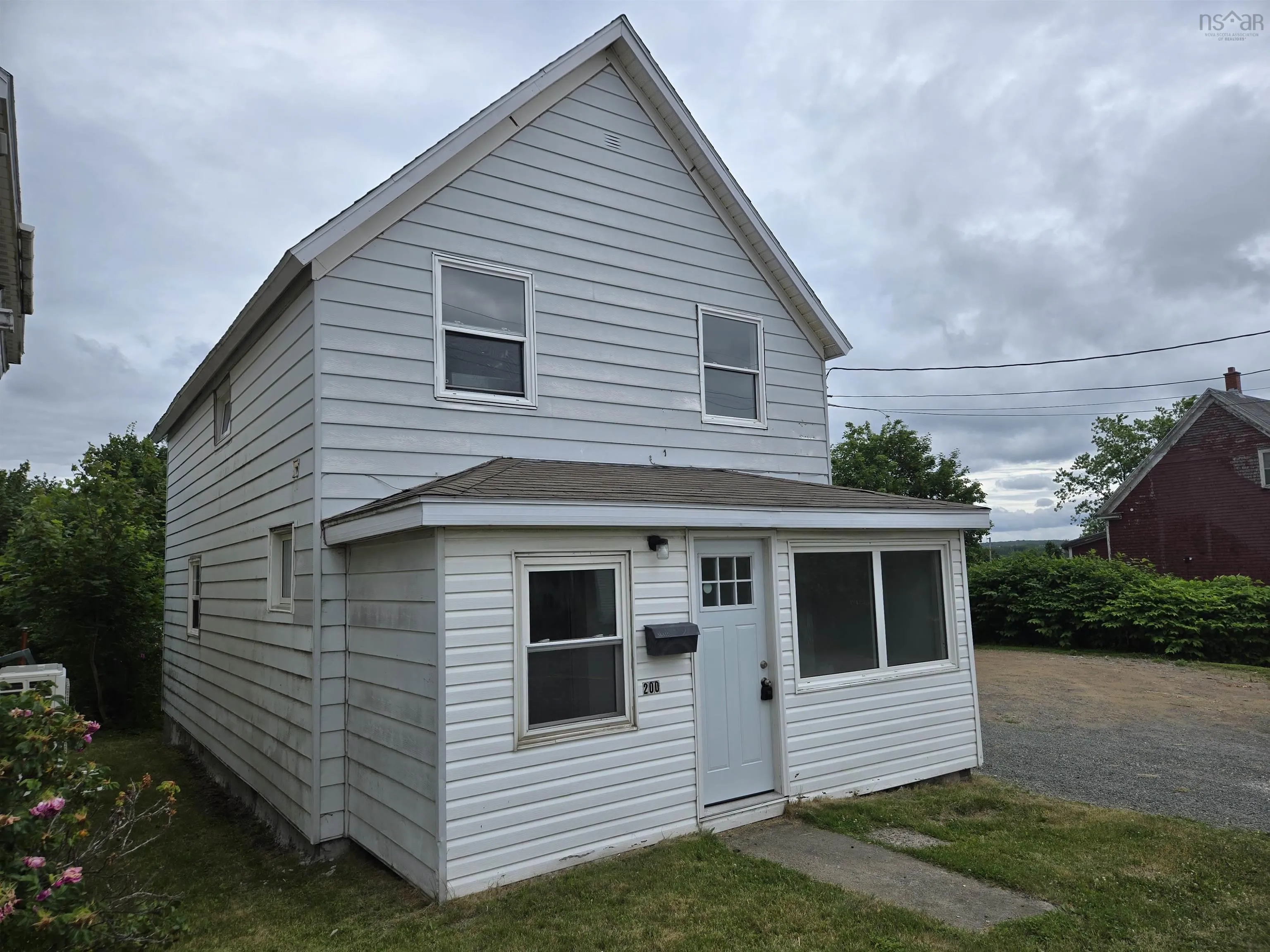 200 Lingan Road, Sydney, NS B1N 1V8, 3 Bedrooms Bedrooms, ,1 BathroomBathrooms,Residential,For Sale,Lingan,202517626