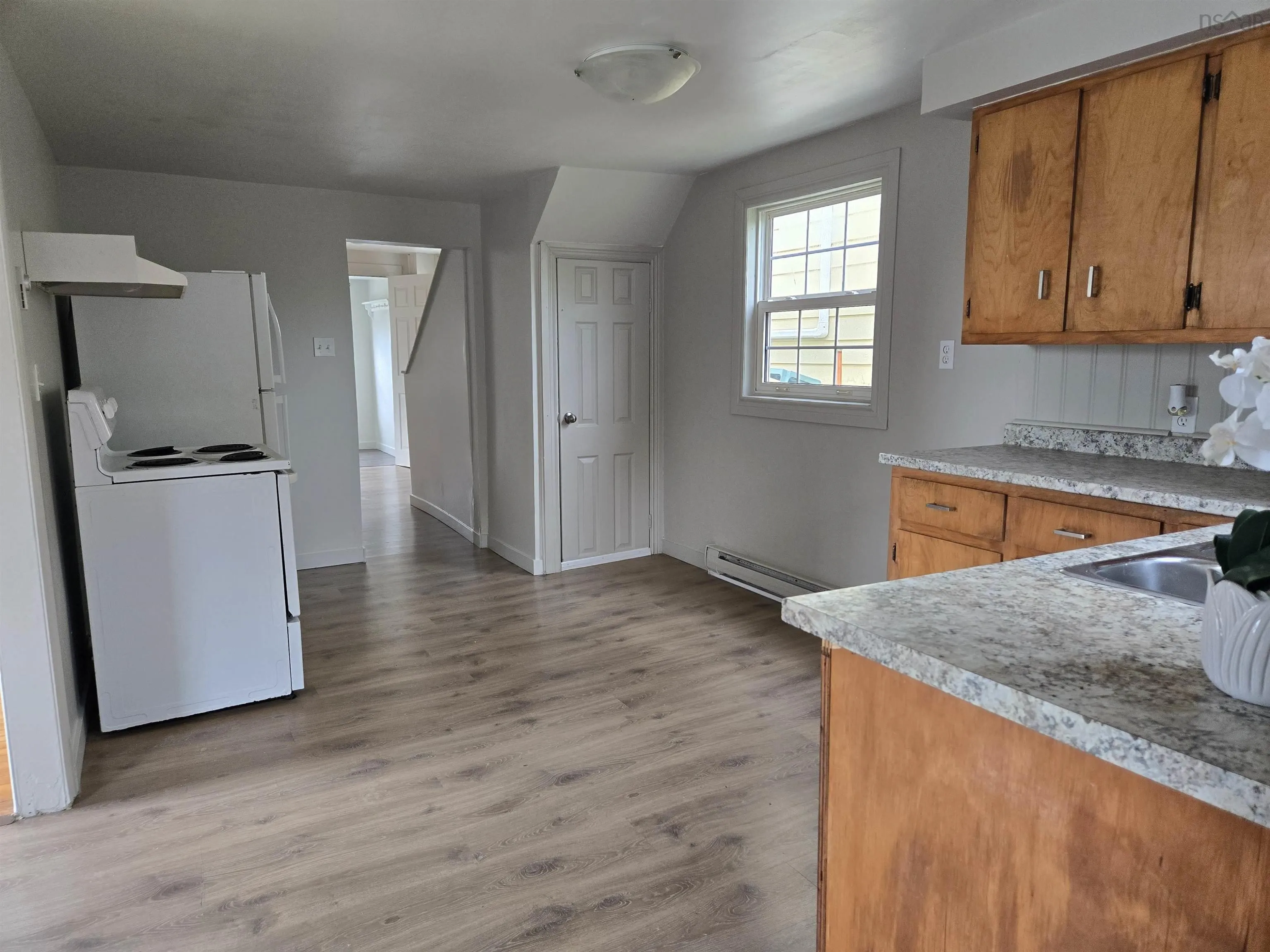 200 Lingan Road, Sydney, NS B1N 1V8, 3 Bedrooms Bedrooms, ,1 BathroomBathrooms,Residential,For Sale,Lingan,202517626