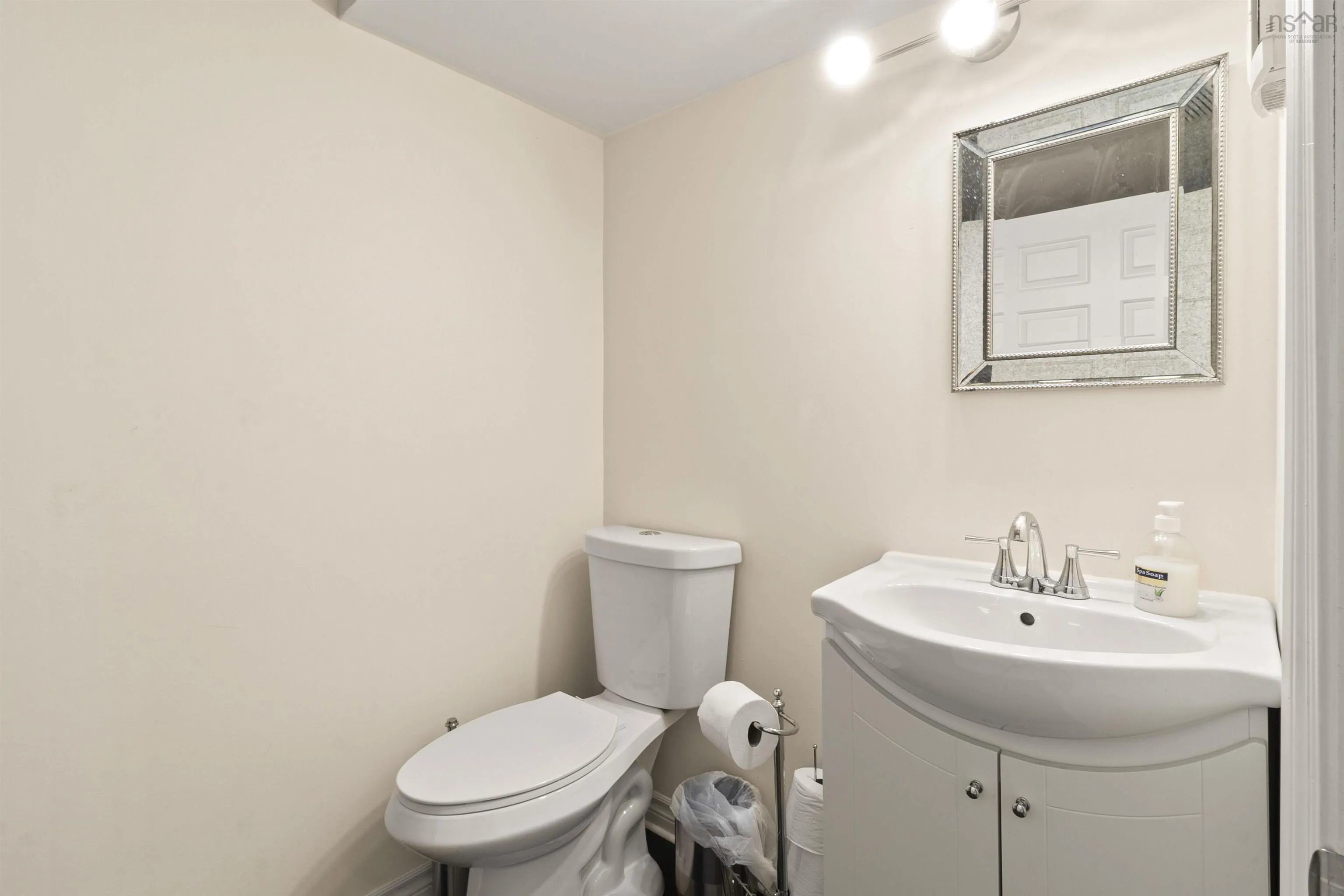 122 Peregrine Crescent, Bedford, NS B4A 3C1, 4 Bedrooms Bedrooms, ,4 BathroomsBathrooms,Residential,For Sale,Peregrine,202512789