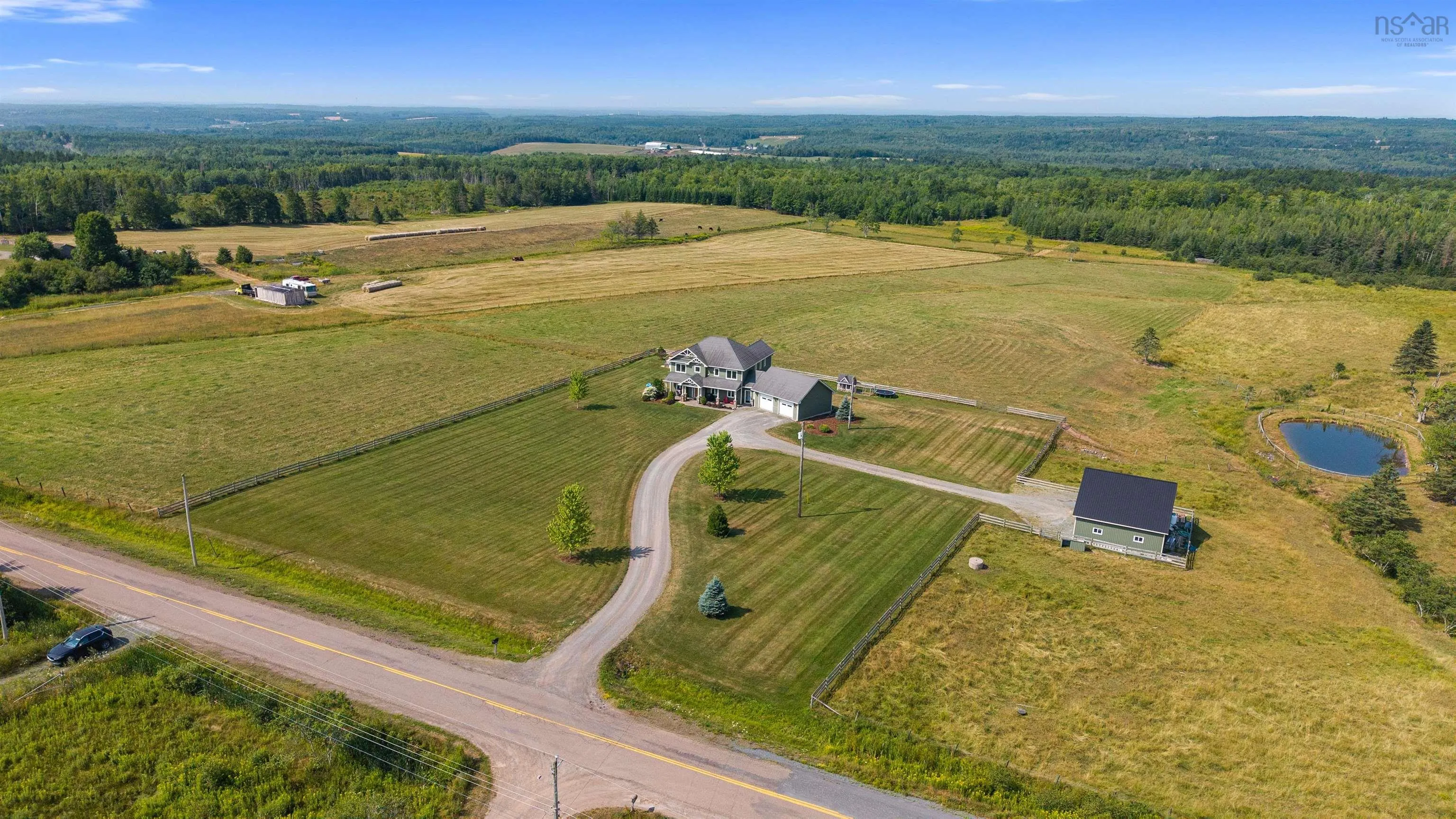 581 Kennedy Road, Hilden, NS B0N 1C0, 4 Bedrooms Bedrooms, ,3 BathroomsBathrooms,Residential,For Sale,Kennedy,202519454