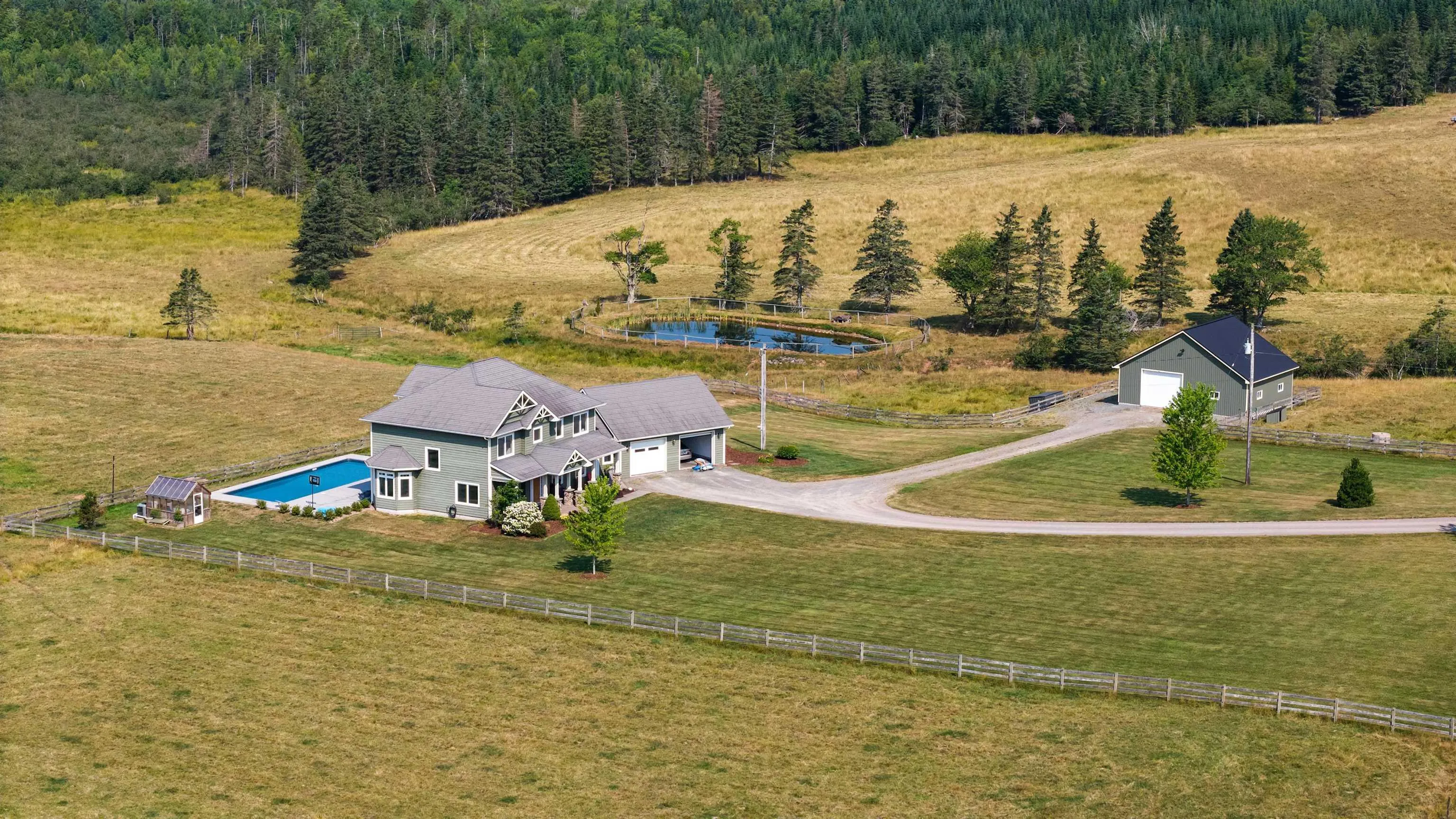581 Kennedy Road, Hilden, NS B0N 1C0, 4 Bedrooms Bedrooms, ,3 BathroomsBathrooms,Residential,For Sale,Kennedy,202519454