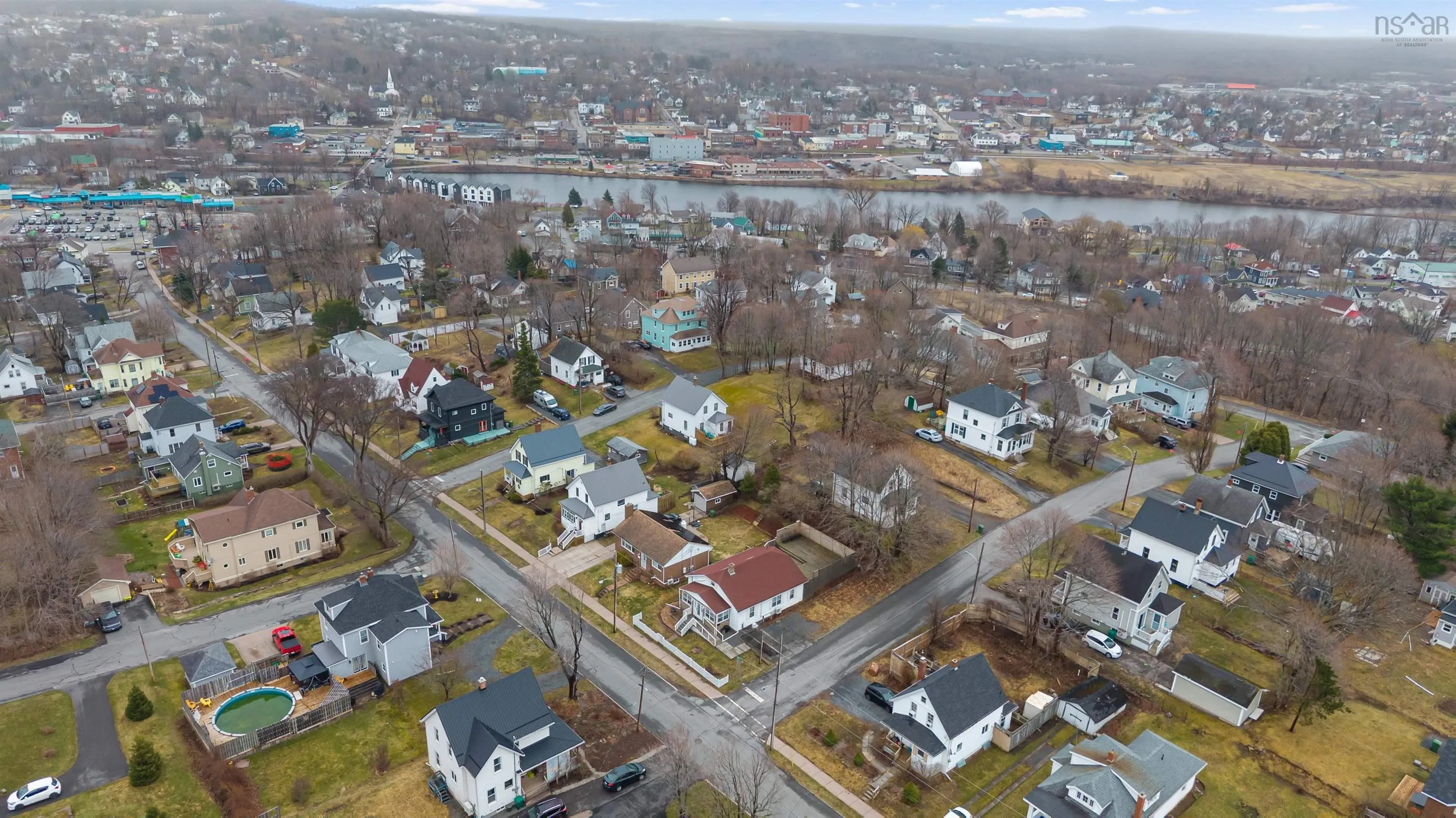140 Maple Avenue, New Glasgow Ns B2h 2b6, 3 Bedrooms Bedrooms, ,2 BathroomsBathrooms,Residential,For Sale,Maple,202508256