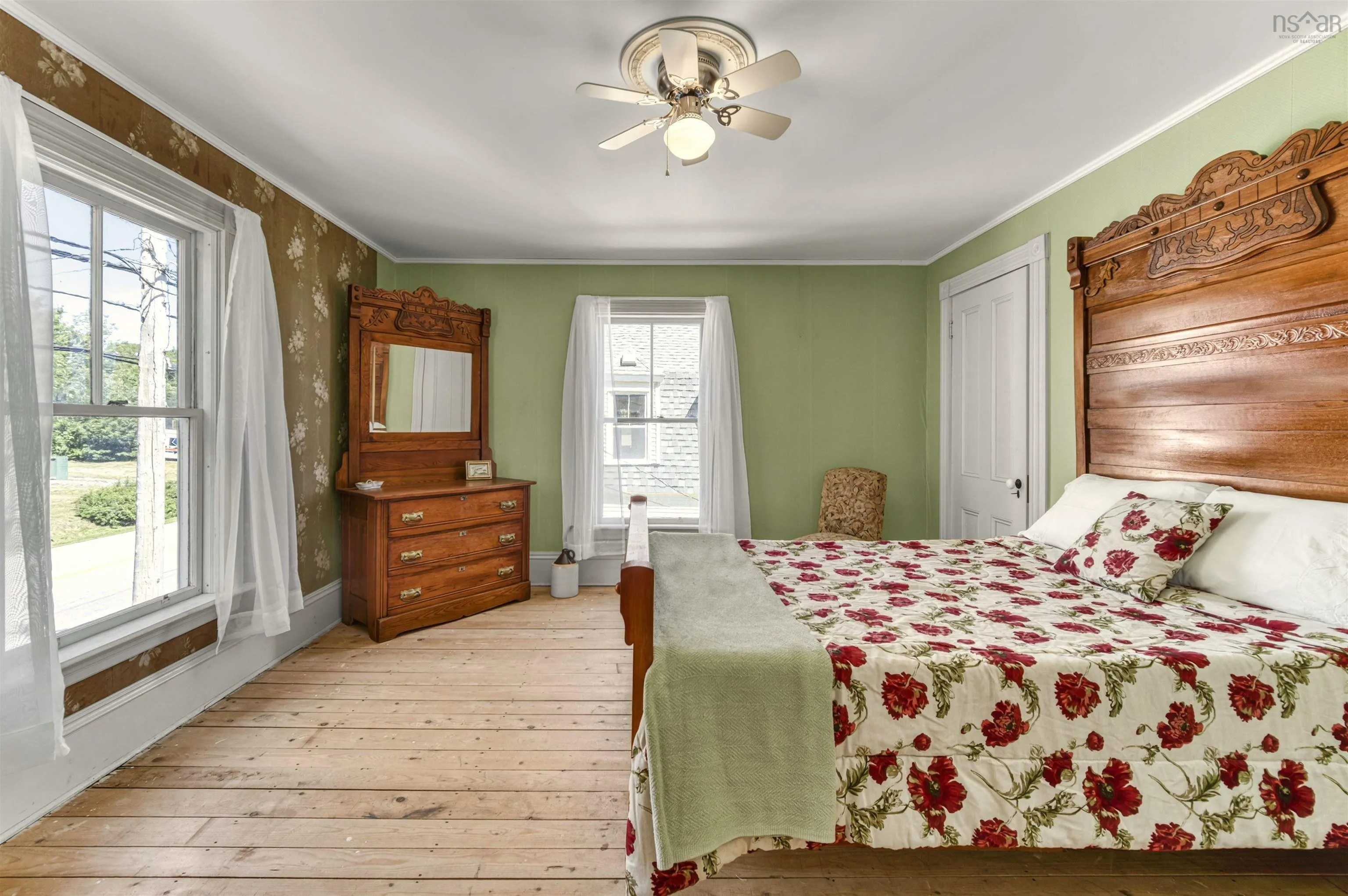 8499 3 Highway, Port Mouton, NS B0T 1T0, 5 Bedrooms Bedrooms, ,2 BathroomsBathrooms,Residential,For Sale,3,202521456