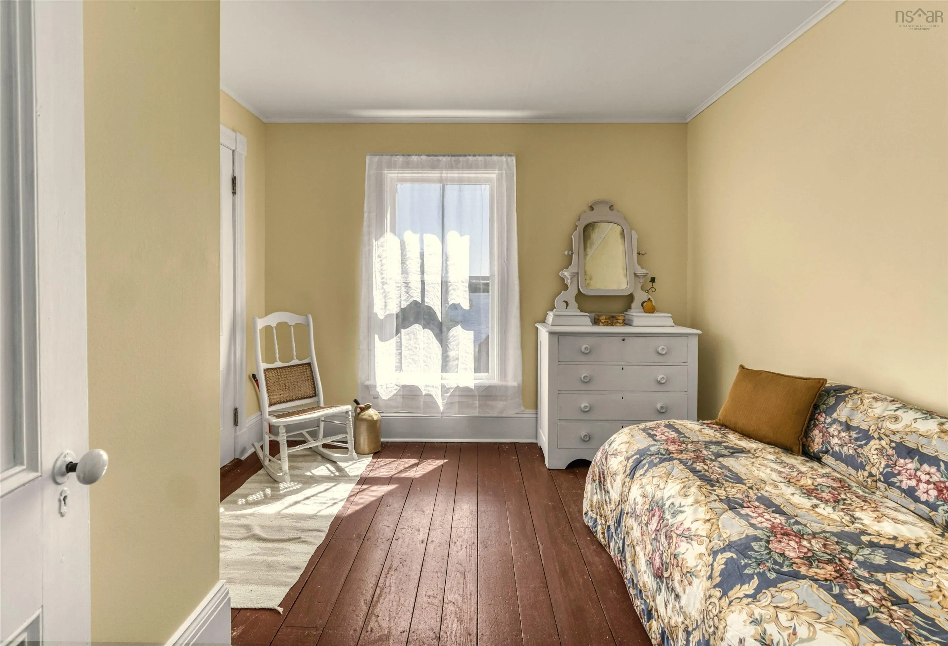 8499 3 Highway, Port Mouton, NS B0T 1T0, 5 Bedrooms Bedrooms, ,2 BathroomsBathrooms,Residential,For Sale,3,202521456