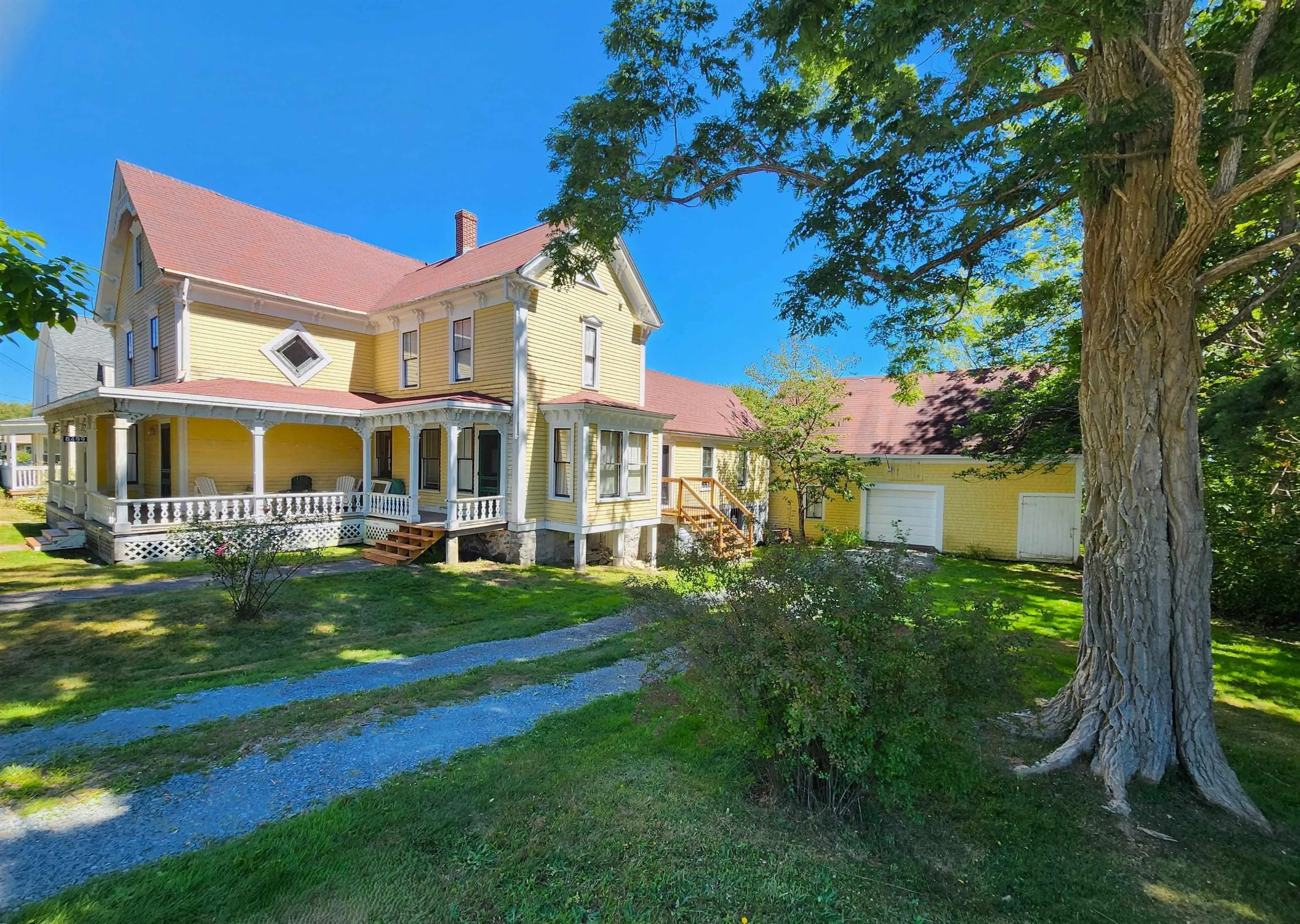 8499 3 Highway, Port Mouton, NS B0T 1T0, 5 Bedrooms Bedrooms, ,2 BathroomsBathrooms,Residential,For Sale,3,202521456