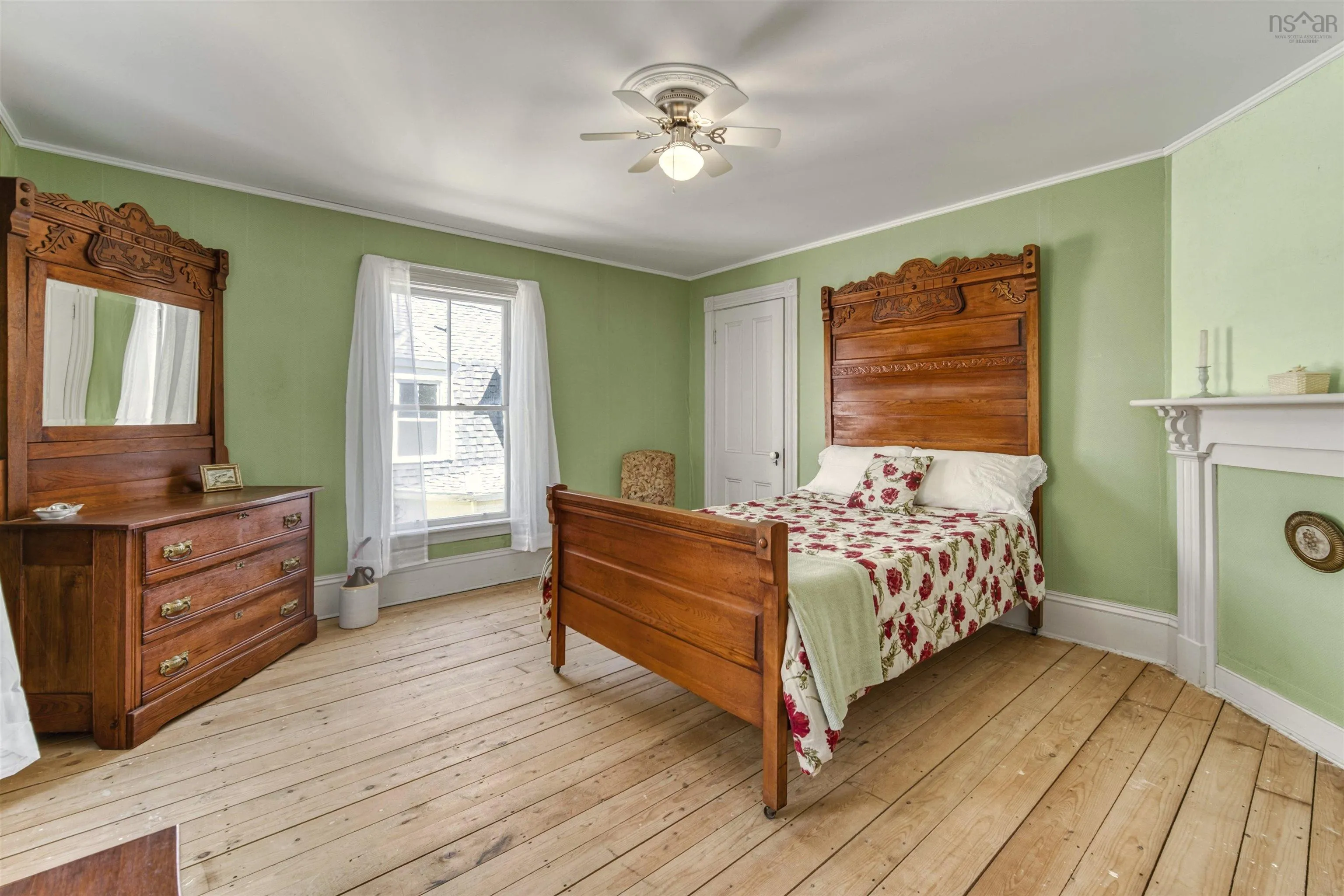 8499 3 Highway, Port Mouton, NS B0T 1T0, 5 Bedrooms Bedrooms, ,2 BathroomsBathrooms,Residential,For Sale,3,202521456