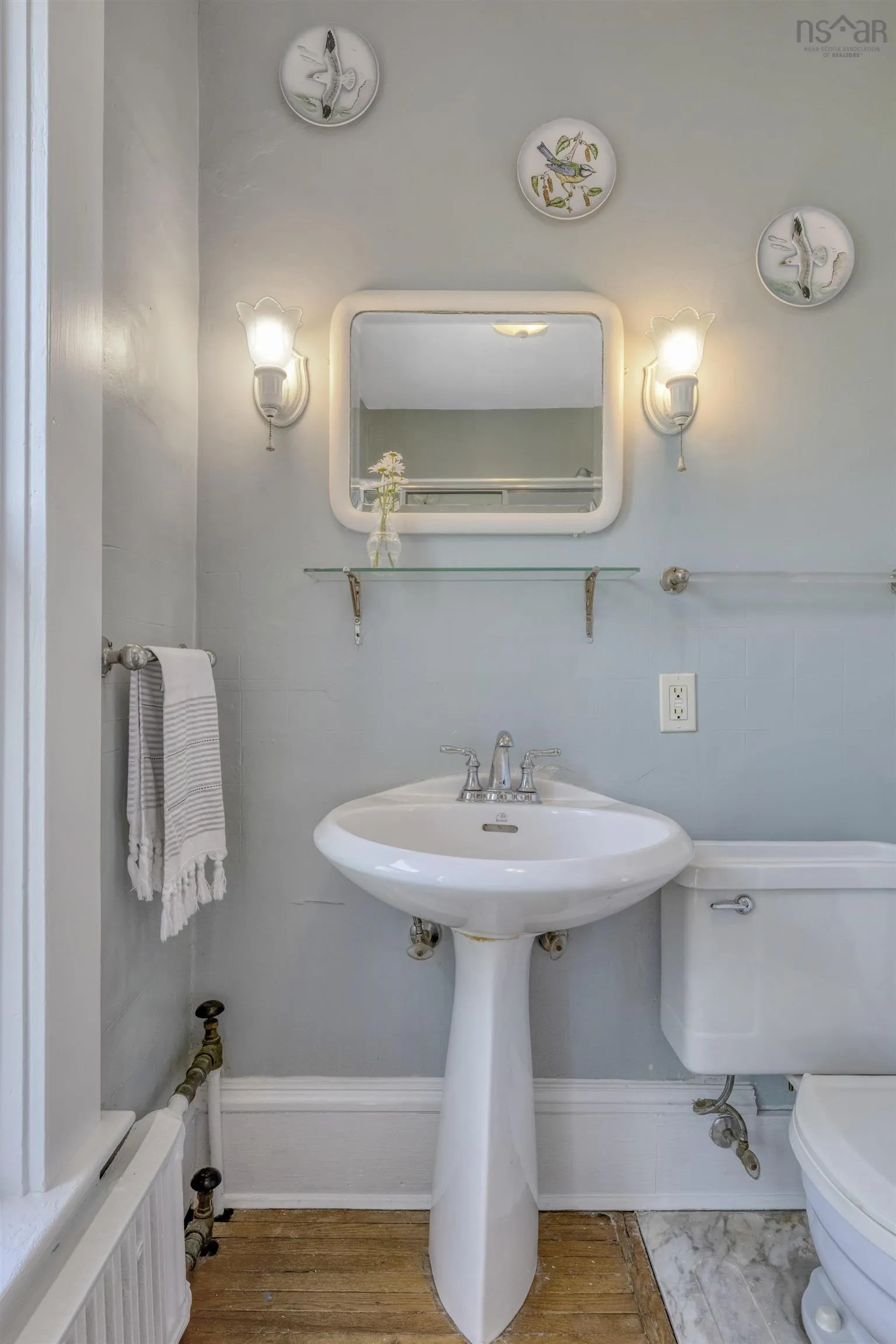 73 Montague Street, Lunenburg, NS B0J 2C0, 3 Bedrooms Bedrooms, ,2 BathroomsBathrooms,Residential,For Sale,Montague,202515014