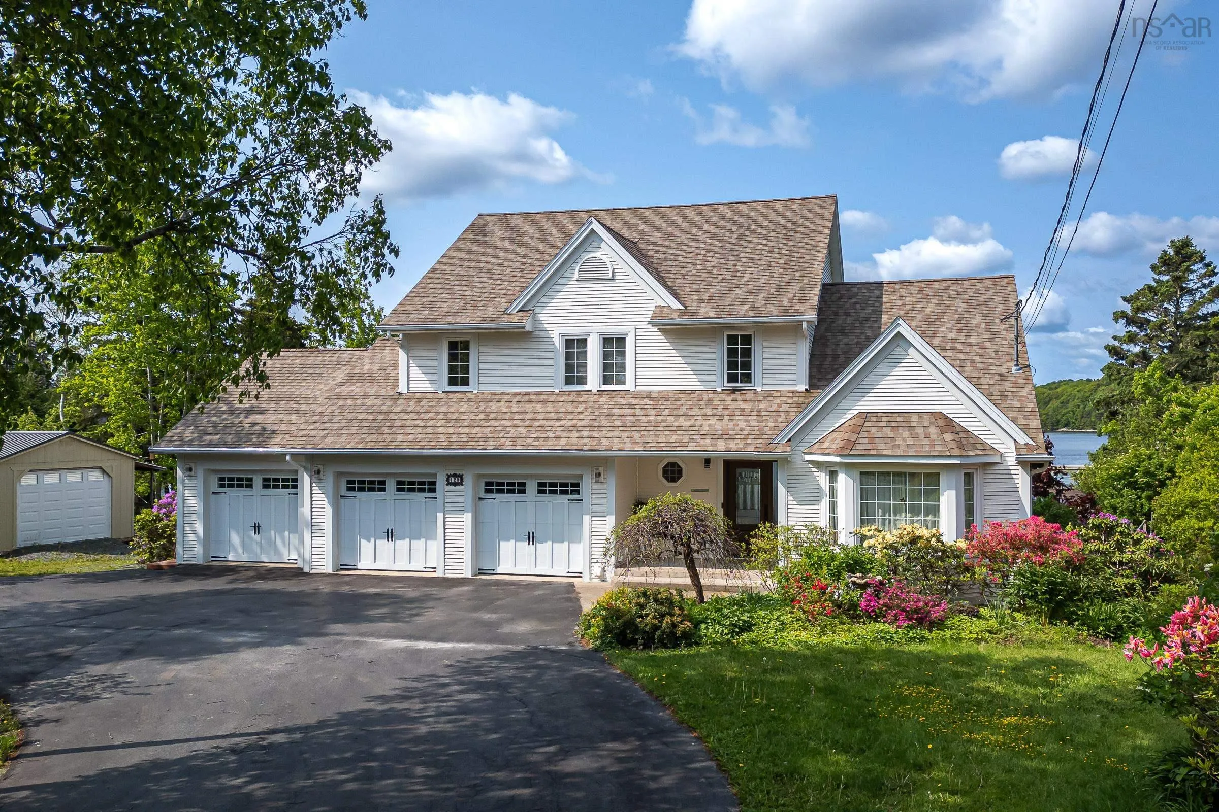 129 Masons Point Road, Head Of St. Margarets Bay, NS B3Z 1Y9, 4 Bedrooms Bedrooms, ,4 BathroomsBathrooms,Residential,For Sale,Masons Point,202520704