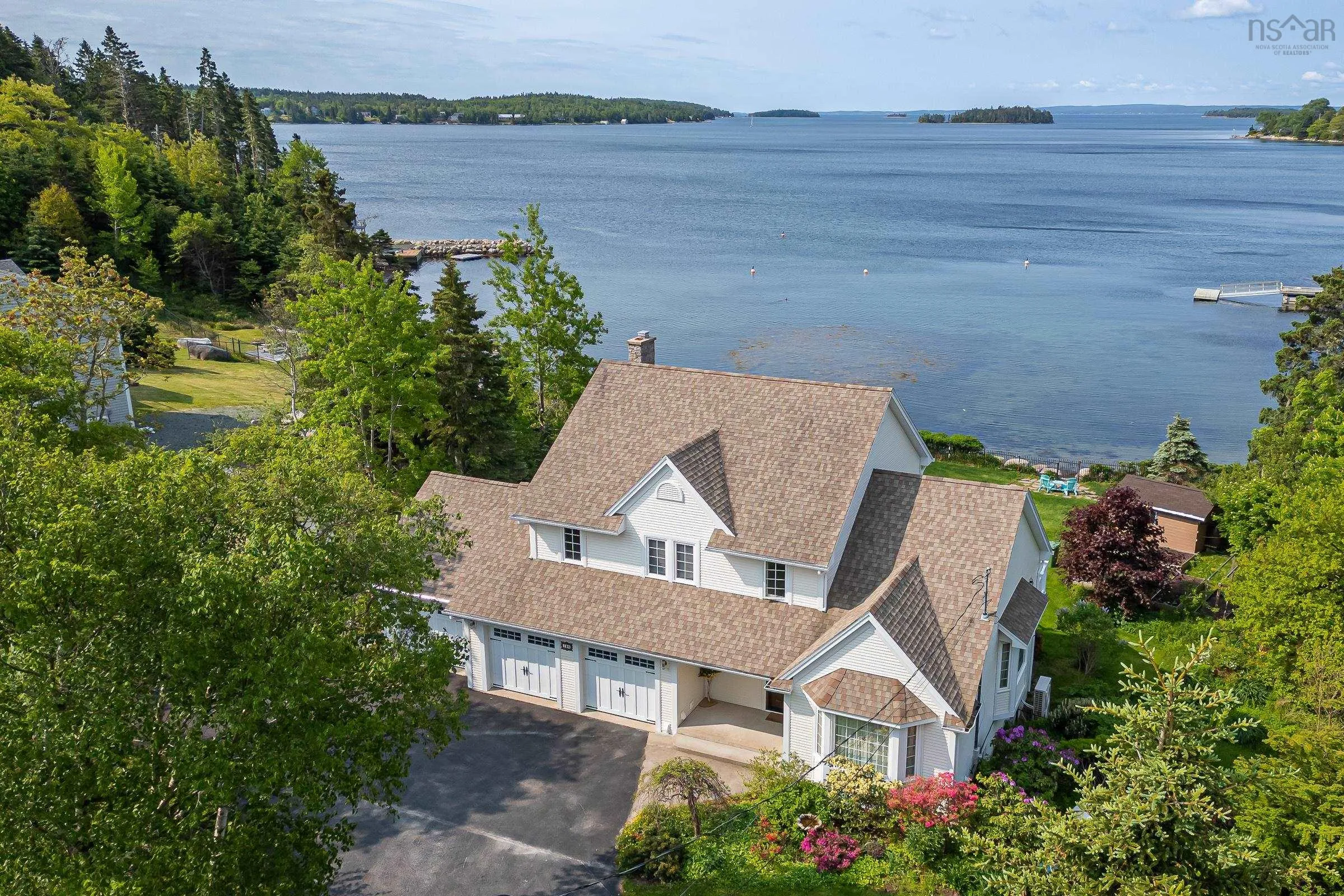 129 Masons Point Road, Head Of St. Margarets Bay, NS B3Z 1Y9, 4 Bedrooms Bedrooms, ,4 BathroomsBathrooms,Residential,For Sale,Masons Point,202520704