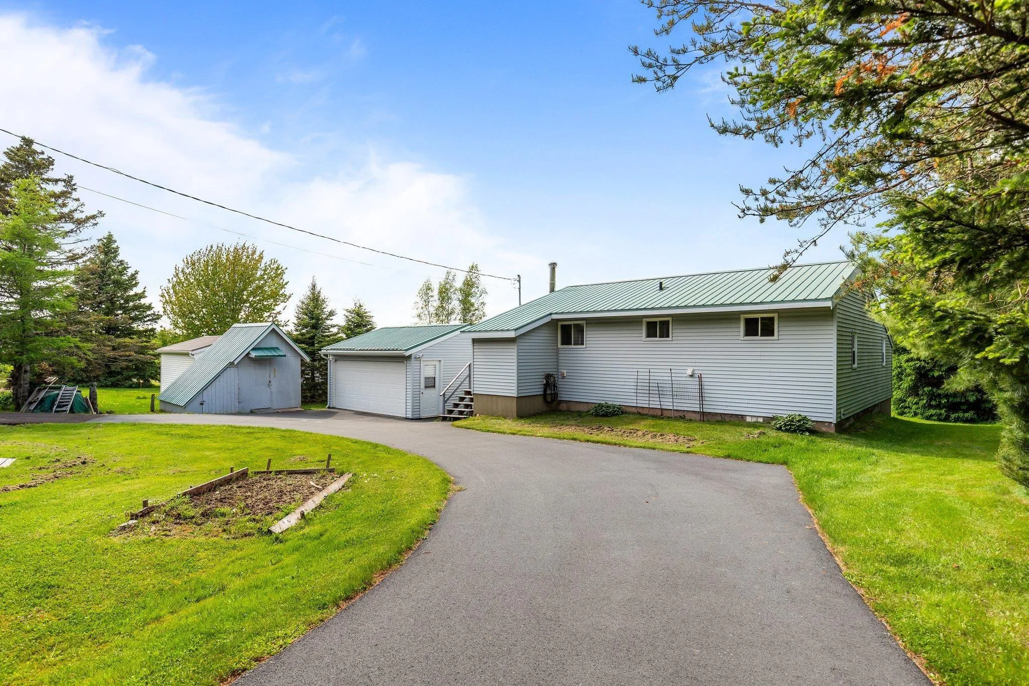 937 Highway 6, Bayhead, NS B0K 1V0, 2 Bedrooms Bedrooms, ,1 BathroomBathrooms,Residential,For Sale,Highway 6,202514260