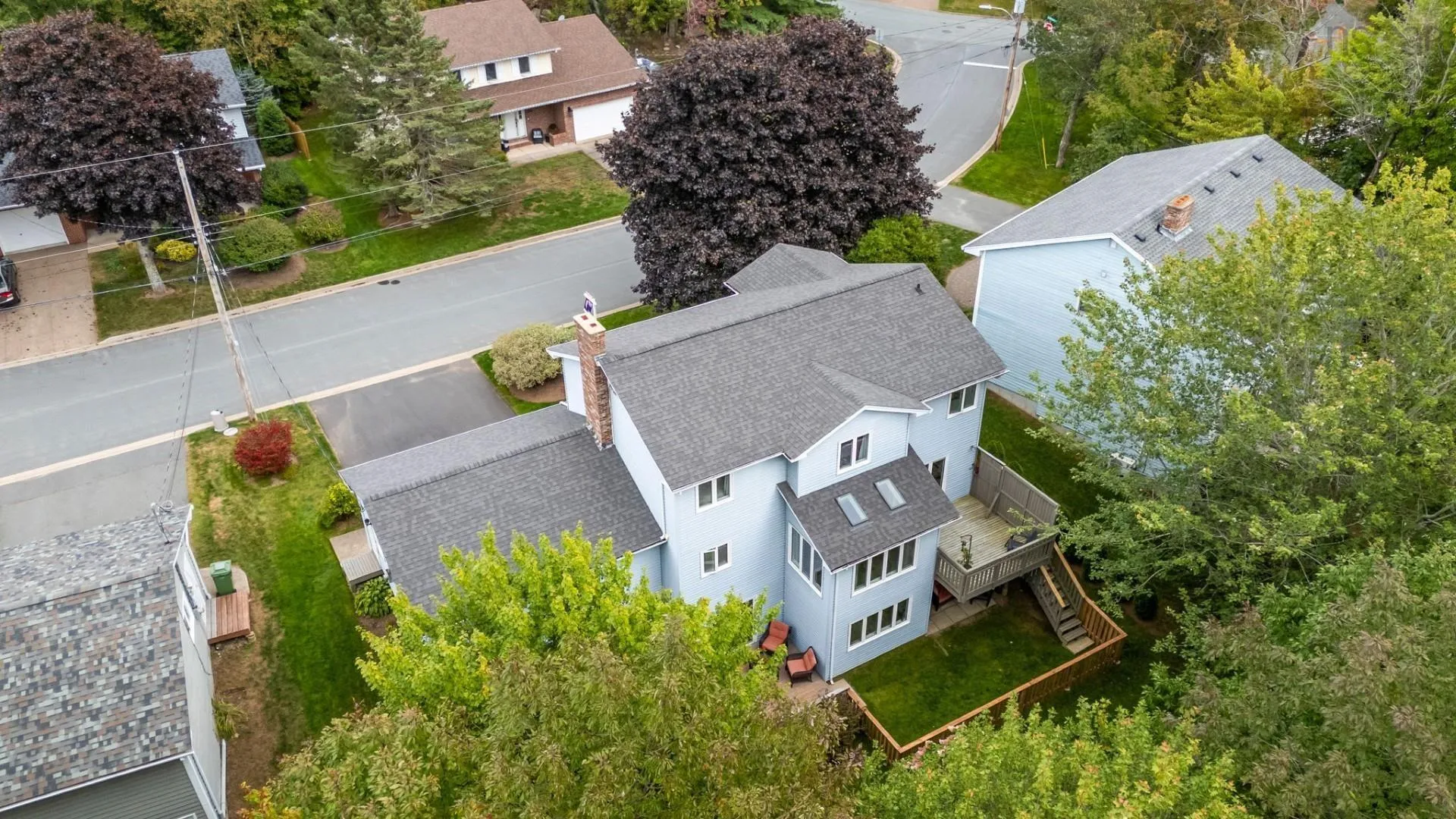 10 Parkvale Crescent, Bedford, NS B4A 3M3, 5 Bedrooms Bedrooms, ,3 BathroomsBathrooms,Residential,For Sale,Parkvale,202524442