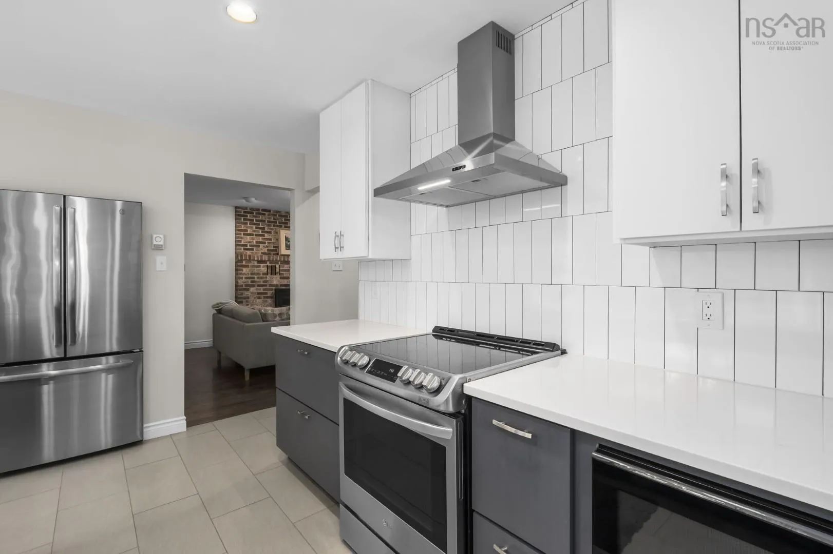 10 Parkvale Crescent, Bedford, NS B4A 3M3, 5 Bedrooms Bedrooms, ,3 BathroomsBathrooms,Residential,For Sale,Parkvale,202524442