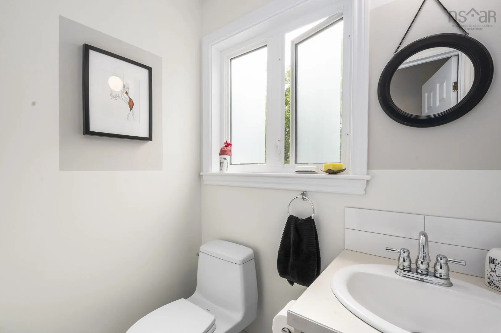 10 Parkvale Crescent, Bedford, NS B4A 3M3, 5 Bedrooms Bedrooms, ,3 BathroomsBathrooms,Residential,For Sale,Parkvale,202524442