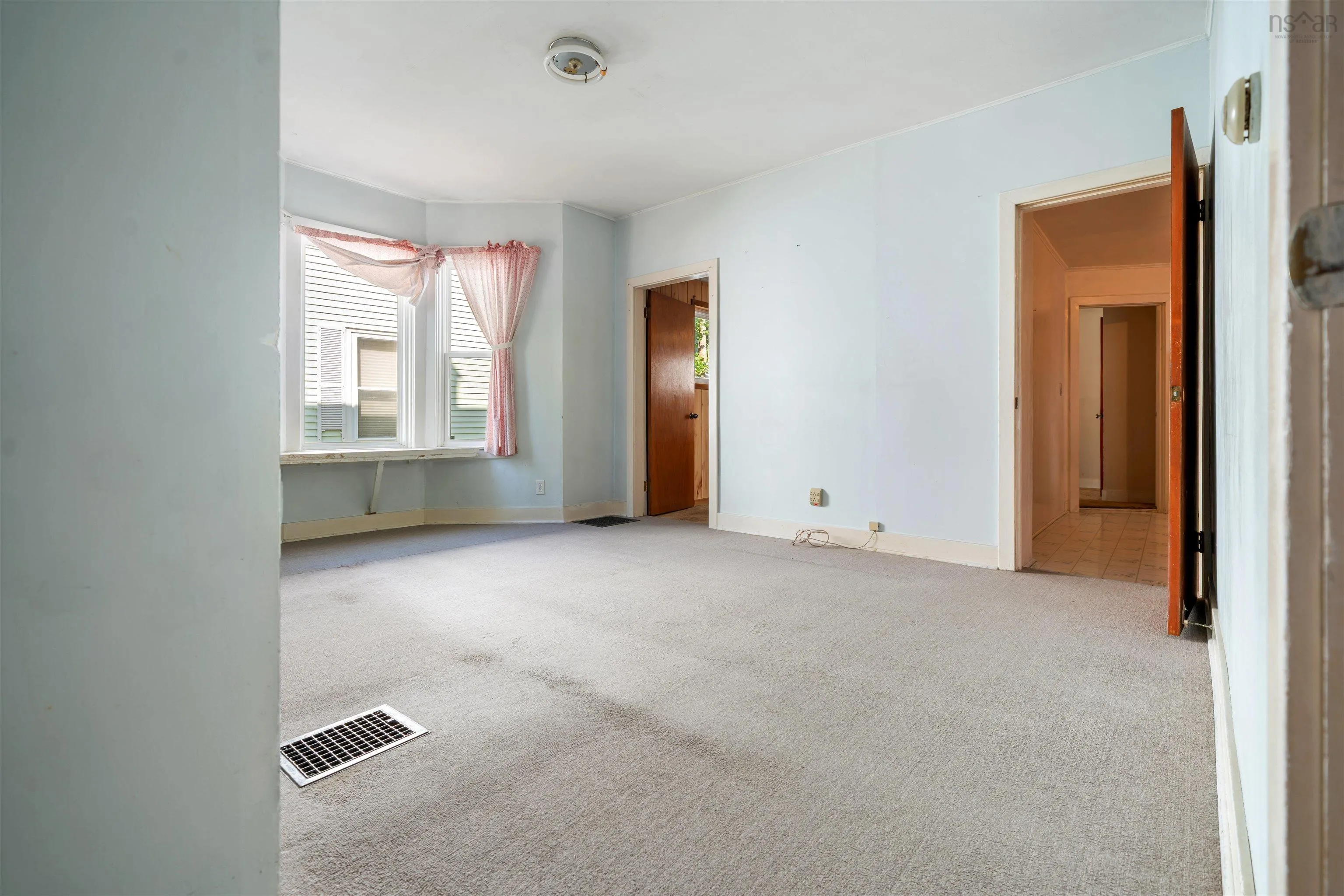 183 Arthur Street, Truro, NS B2N 1Y3, 4 Bedrooms Bedrooms, ,Residential Income,For Sale,Arthur,202521166