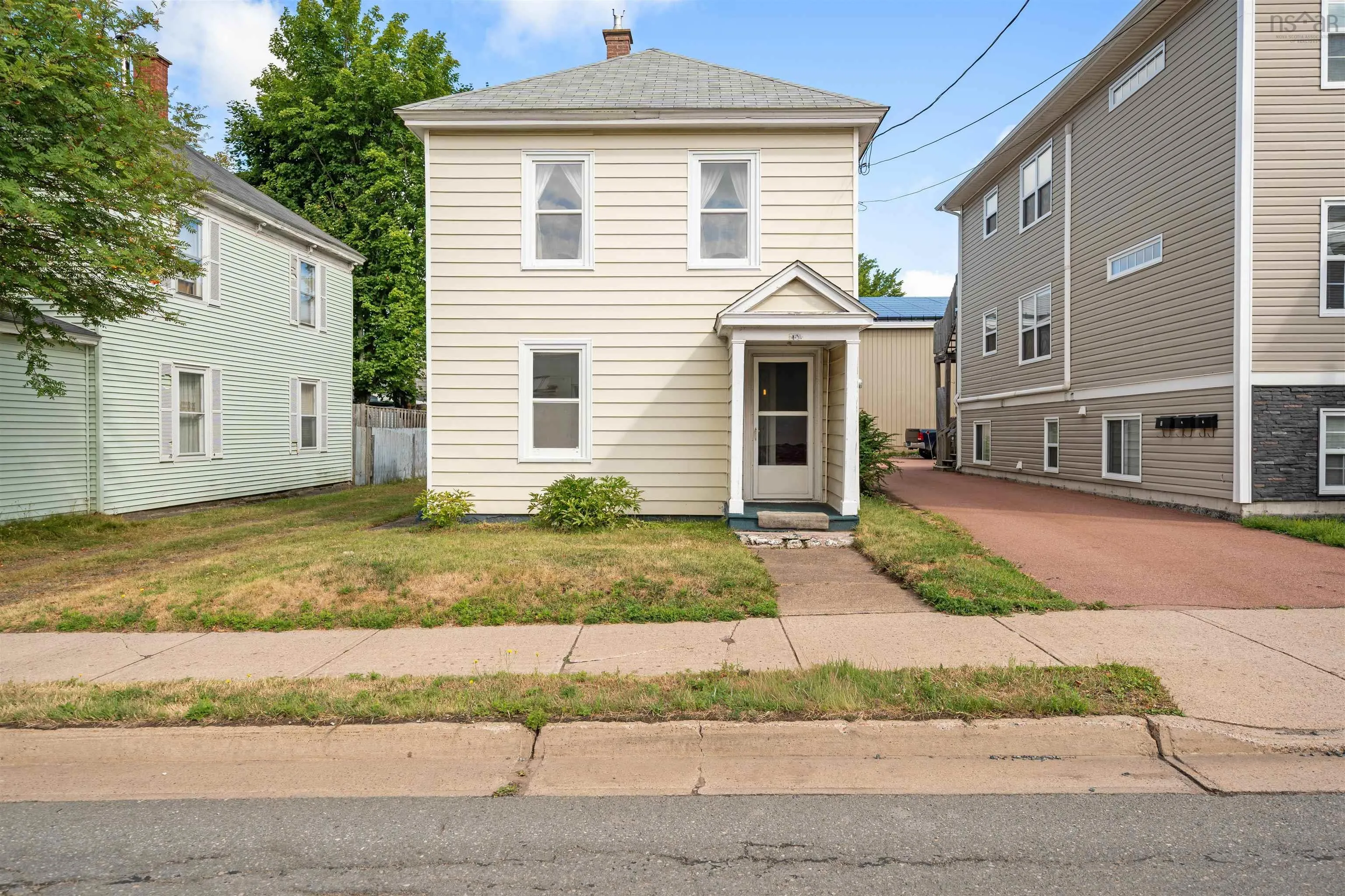 183 Arthur Street, Truro, NS B2N 1Y3, 4 Bedrooms Bedrooms, ,Residential Income,For Sale,Arthur,202521166