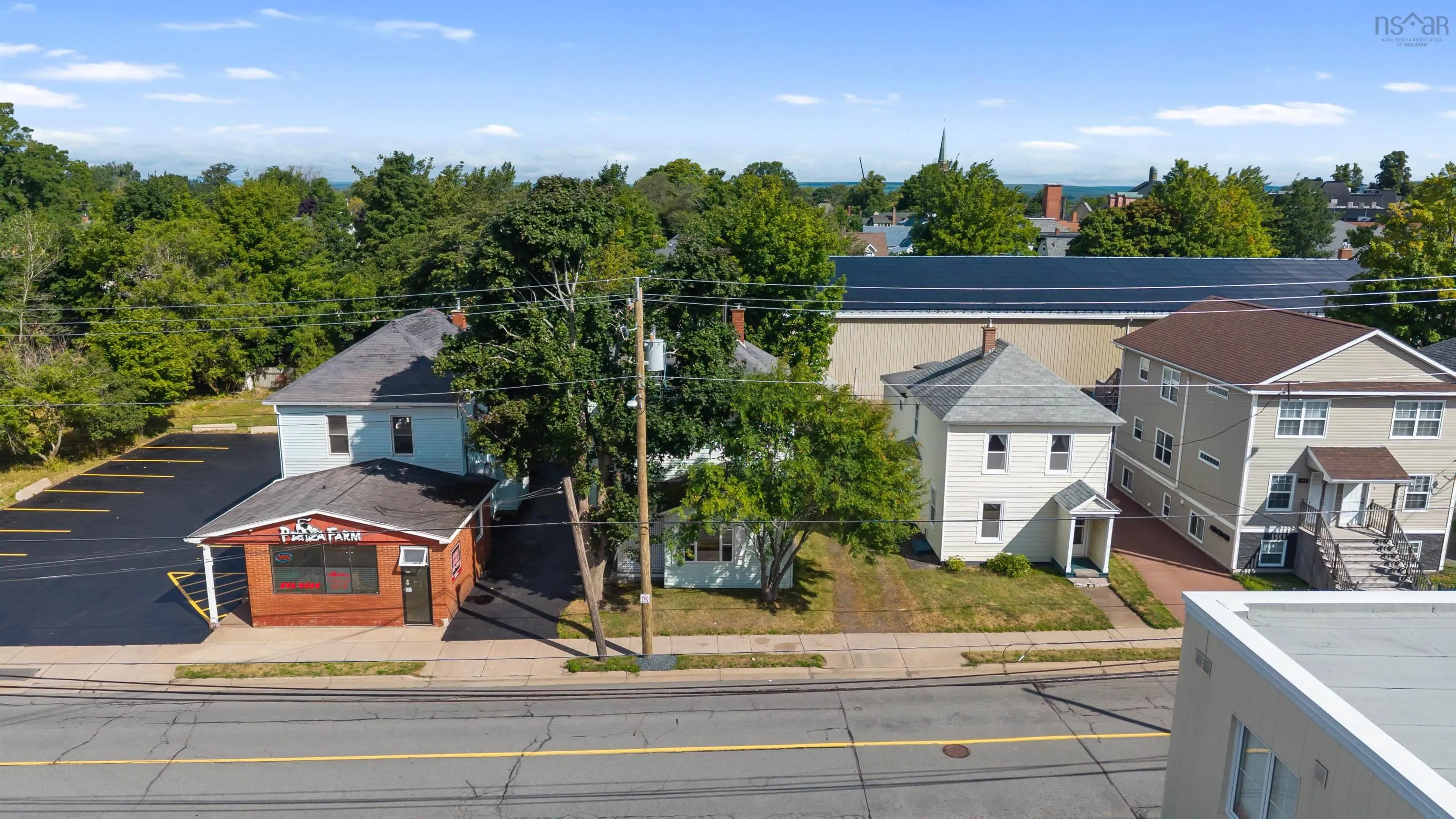 183 Arthur Street, Truro, NS B2N 1Y3, 4 Bedrooms Bedrooms, ,Residential Income,For Sale,Arthur,202521166