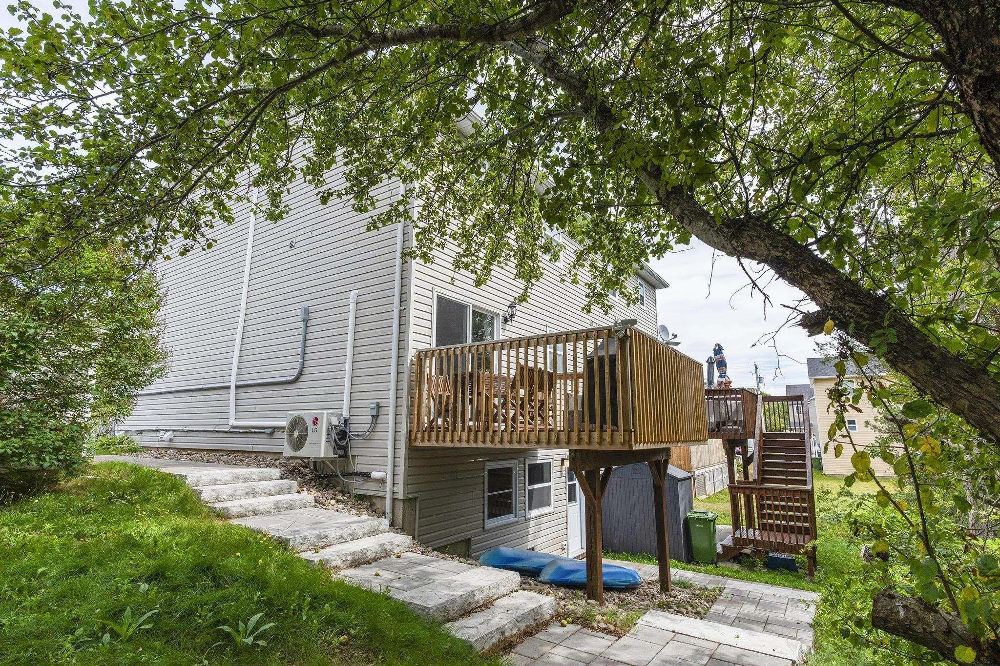 147 Governors Lake Drive, Timberlea, NS B3T 1A4, 4 Bedrooms Bedrooms, ,Residential Income,For Sale,Governors Lake,202523686