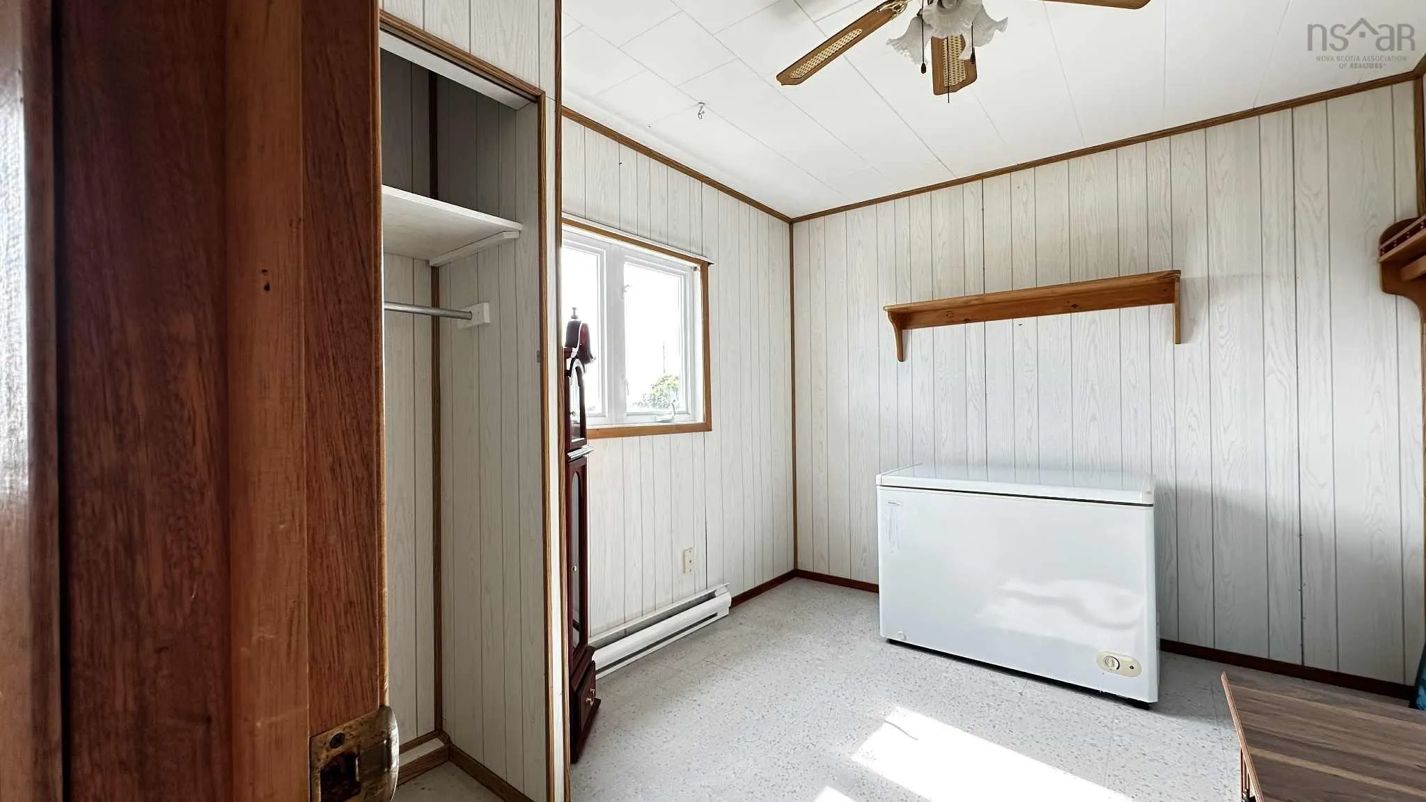 5 Atlantic Street, Clarks Harbour, NS B0W 1P0, 3 Bedrooms Bedrooms, ,1 BathroomBathrooms,Residential,For Sale,Atlantic,202520703