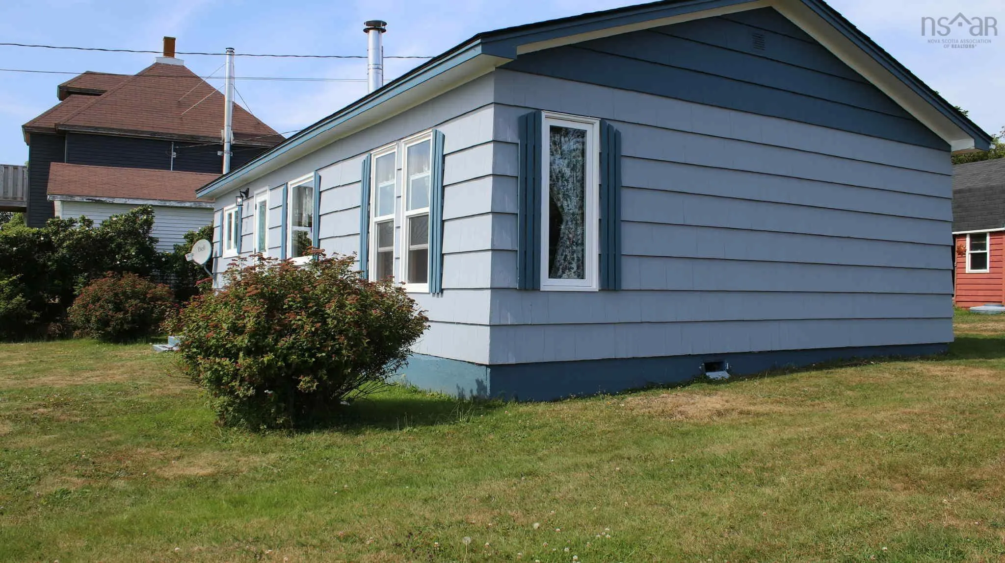 5 Atlantic Street, Clarks Harbour, NS B0W 1P0, 3 Bedrooms Bedrooms, ,1 BathroomBathrooms,Residential,For Sale,Atlantic,202520703