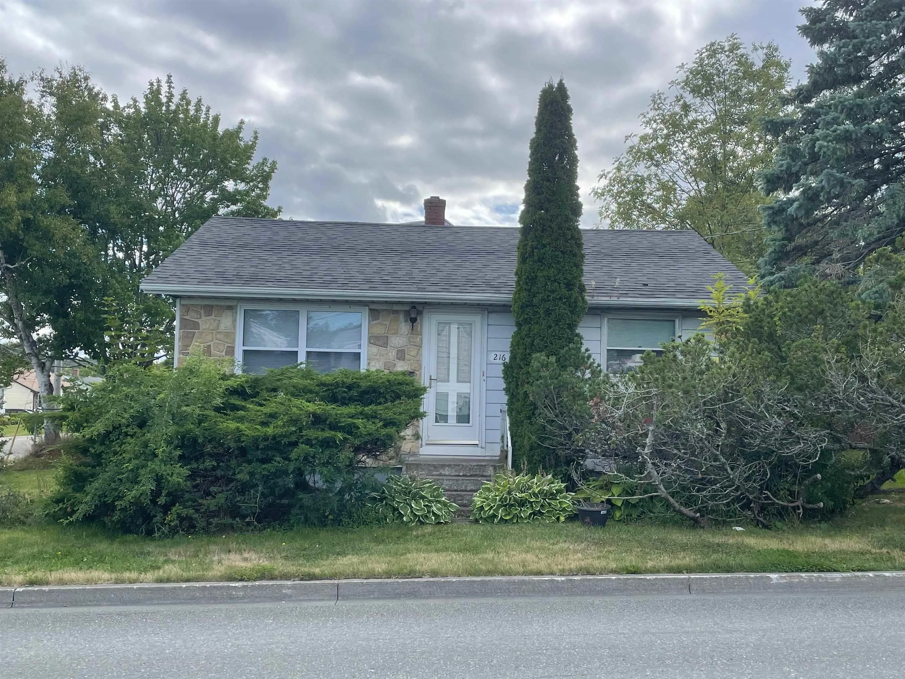 216-ashby Road, Sydney, NS B1P 2S8, 2 Bedrooms Bedrooms, ,1 BathroomBathrooms,Residential,For Sale,Road,202522984