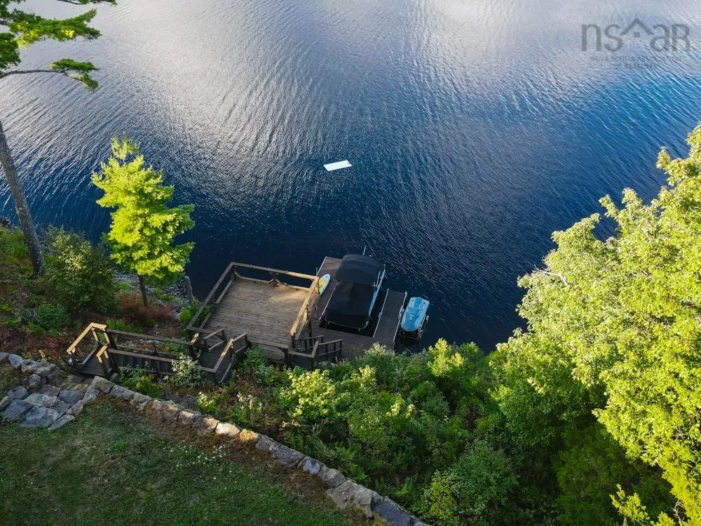169 Cockscomb Lake Drive, Mount Uniacke, NS B0N 1Z0, 2 Bedrooms Bedrooms, ,1 BathroomBathrooms,Residential,For Sale,Cockscomb Lake,202522309