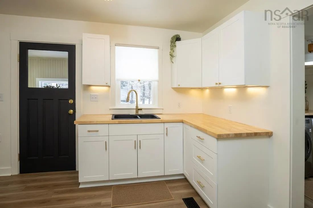 1134 Meadowvale Road, East Tremont, NS B0P 1R0, 2 Bedrooms Bedrooms, ,1 BathroomBathrooms,Residential,For Sale,Meadowvale,202517978